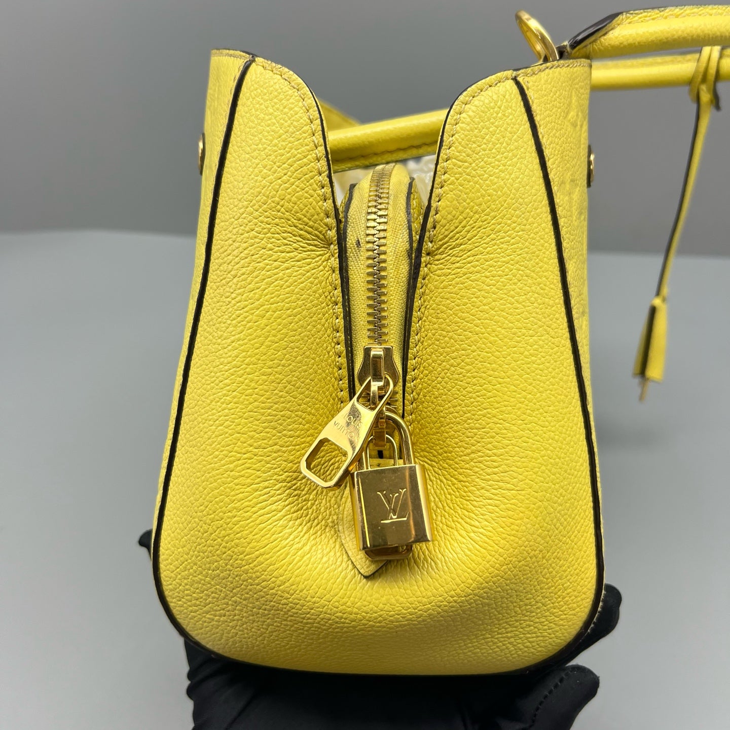 Louis Vuitton - Montaigne BB - Leather - Yellow - (mini)