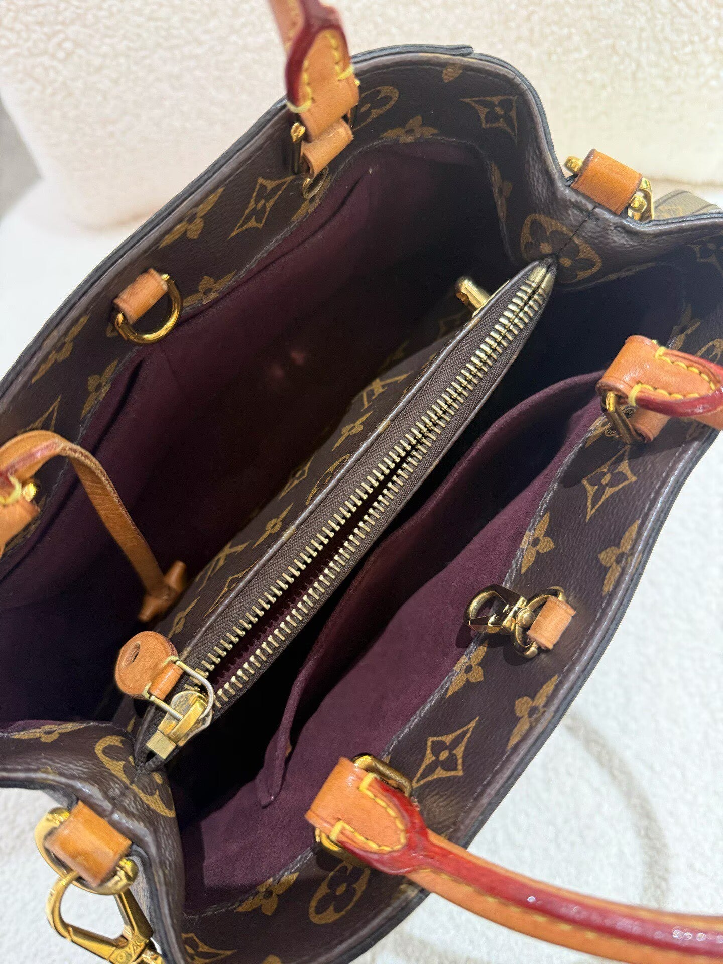 Louis Vuitton - Montaigne BB - Monogram coated canvas and Vachetta leather - Brown - (Mini)