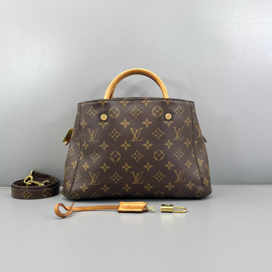 Louis Vuitton - Montaigne BB - Monogram coated canvas and Vachetta leather - Brown with Natural Tan and Gold-Tone Hardware - (Mini)
