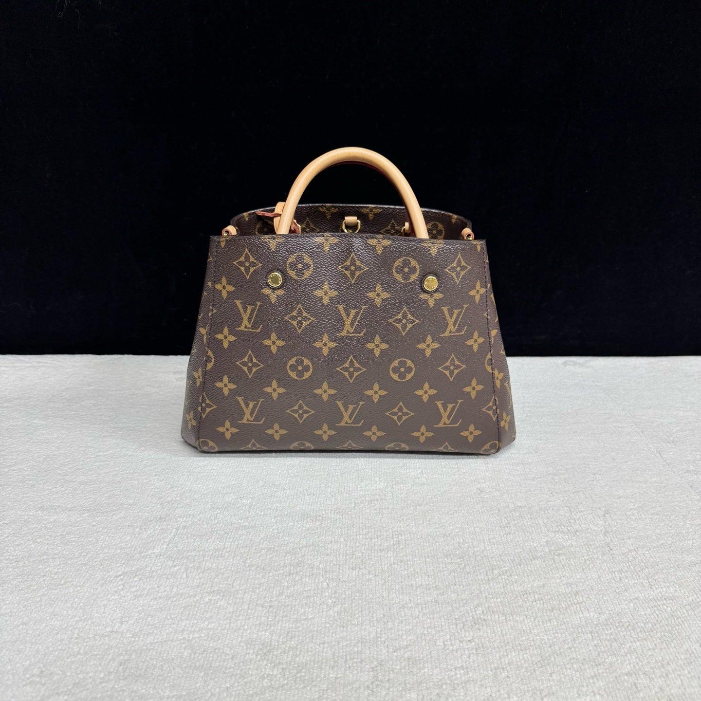 Louis Vuitton - Montaigne BB - Monogram coated canvas with natural cowhide leather trim - Brown - (medium)