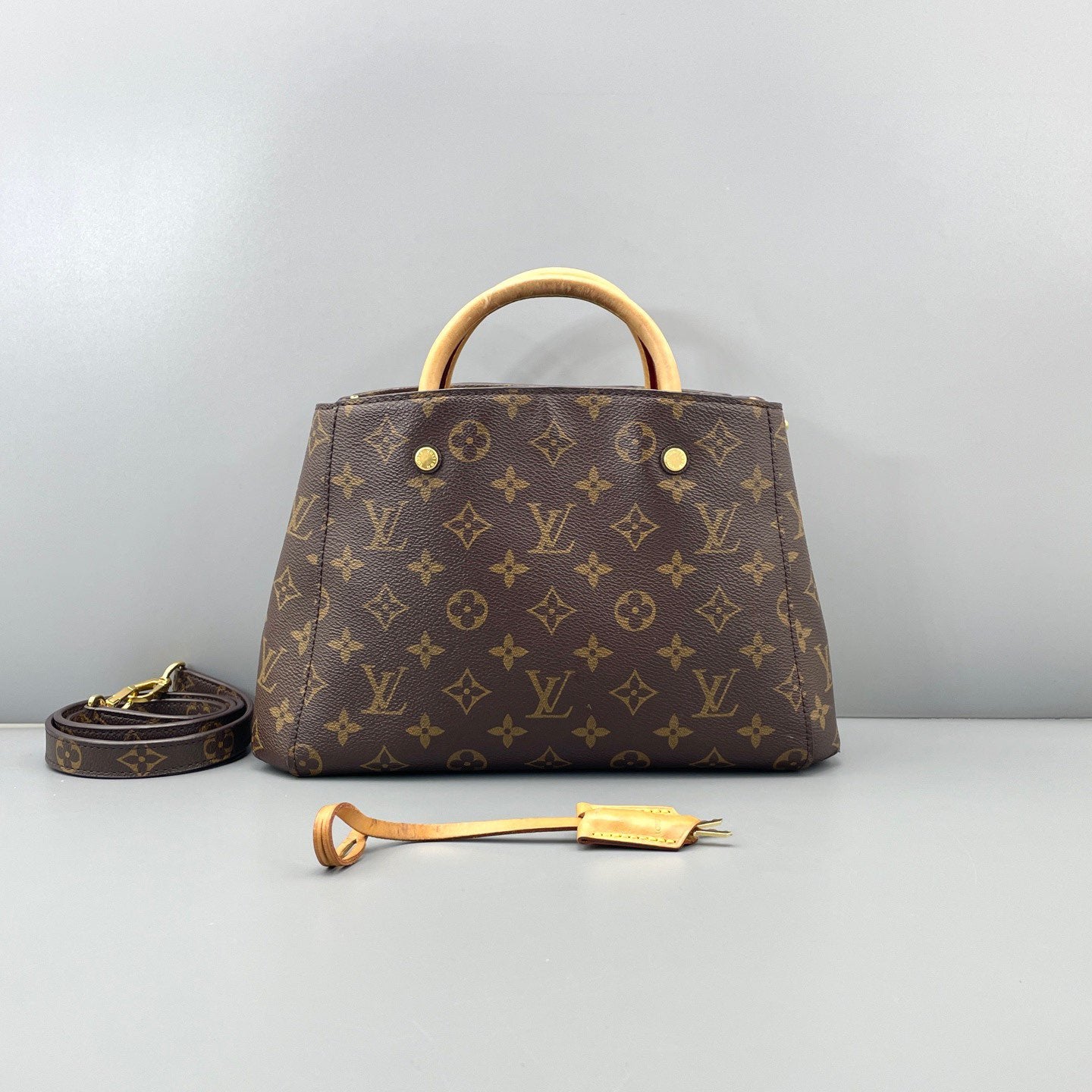 Louis Vuitton - Montaigne BB - Monogram coated canvas with Vachetta leather trim - Brown - (Mini)