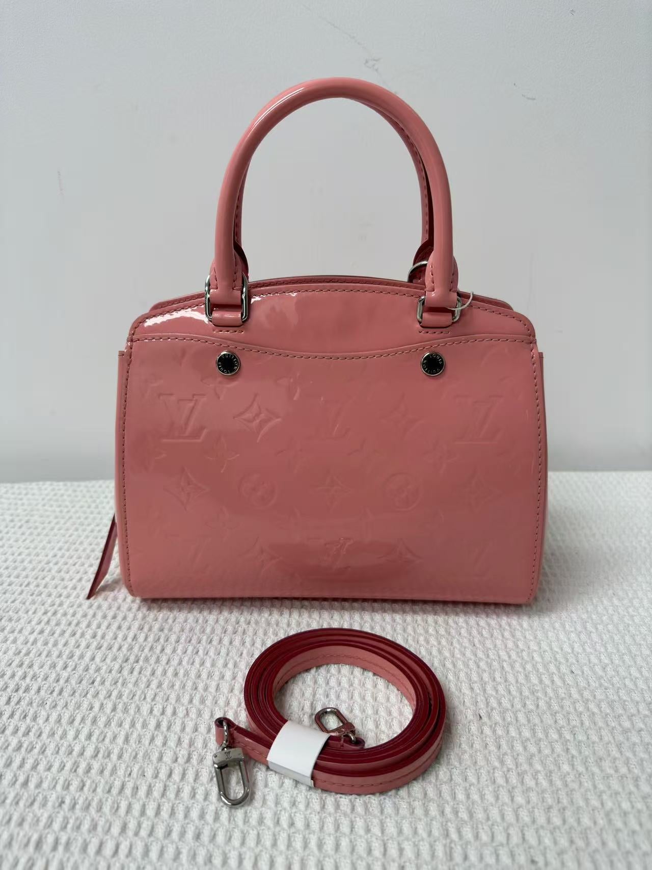 Louis Vuitton - Montaigne BB - Patent leather - Pink - (Mini)