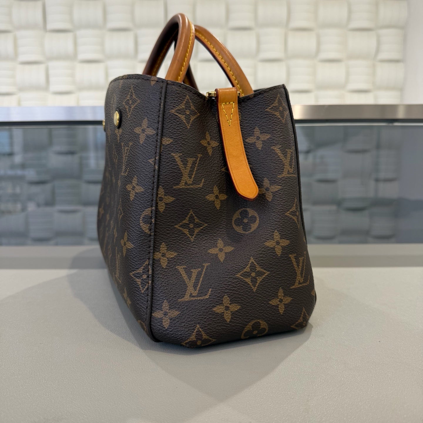 Louis Vuitton - Montaigne BB - Synthetic - Brown - (small)