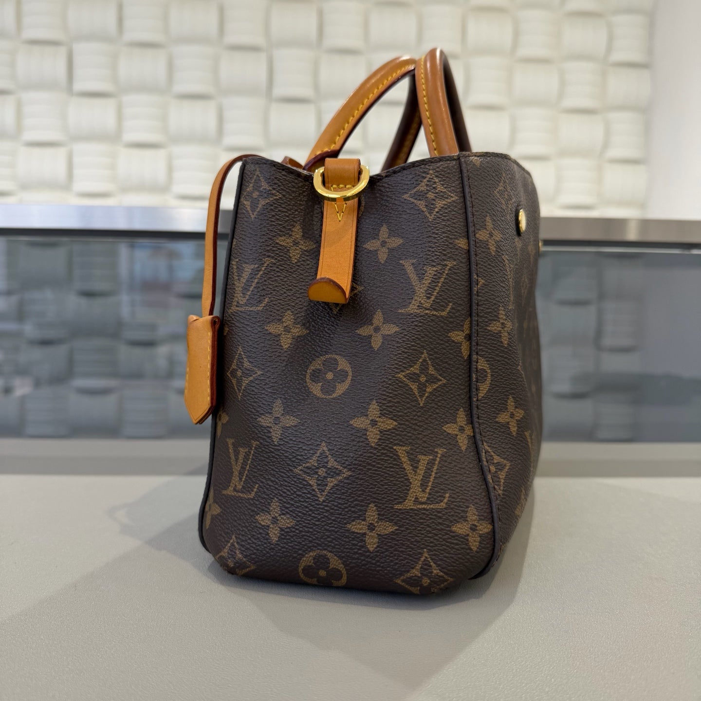 Louis Vuitton - Montaigne BB - Synthetic - Brown - (small)