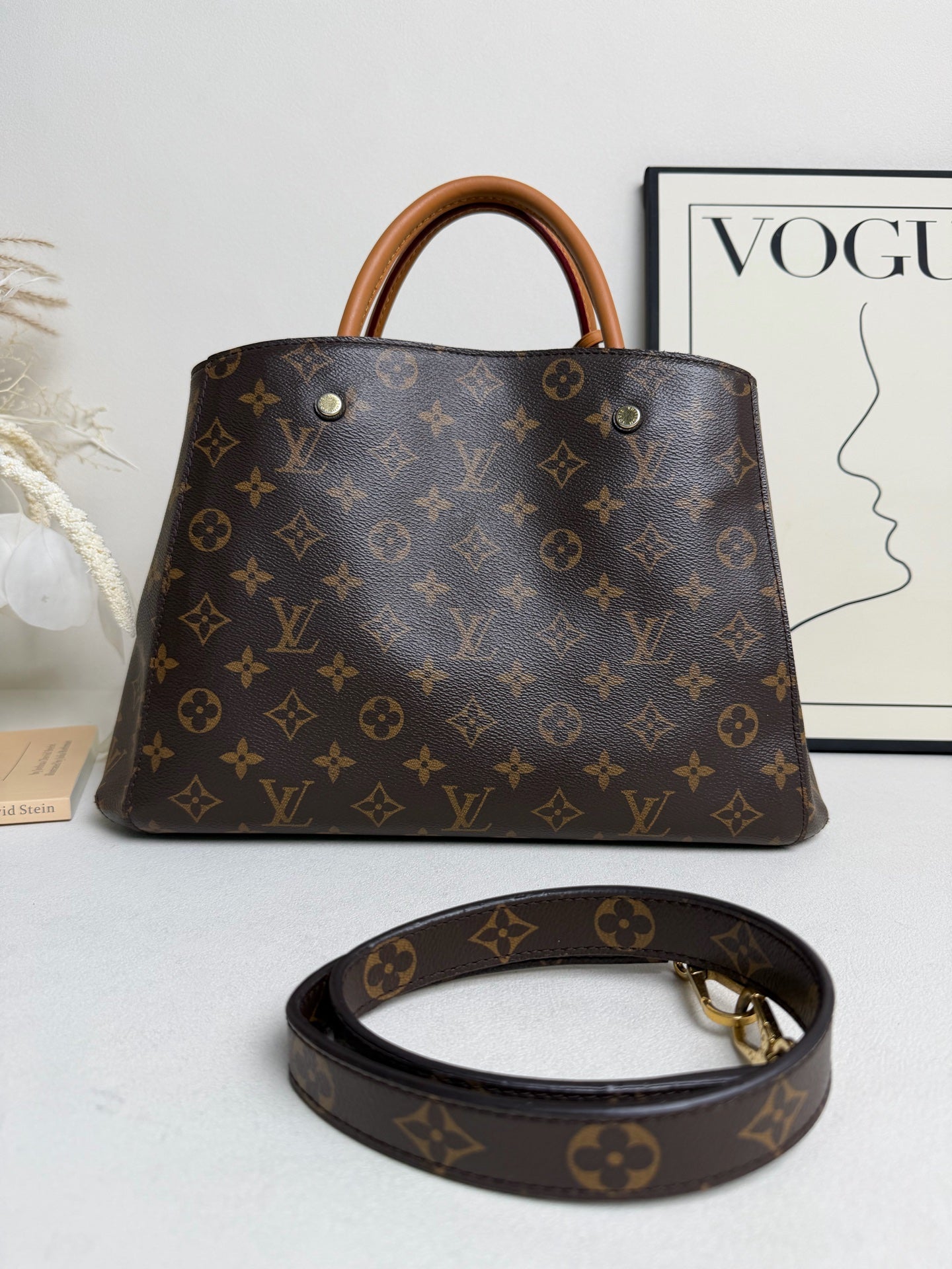 Louis Vuitton - Montaigne - Canvas - Brown - (medium)