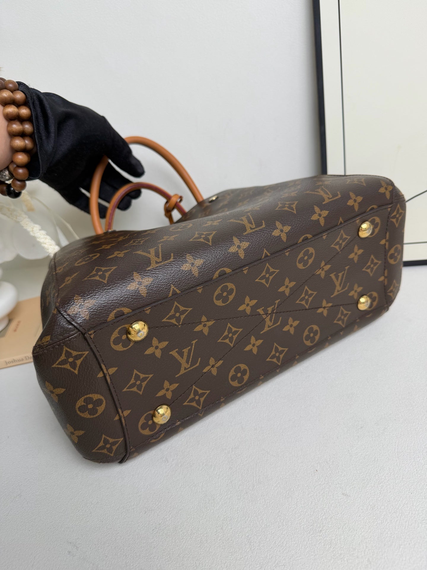 Louis Vuitton - Montaigne - Canvas - Brown - (medium)