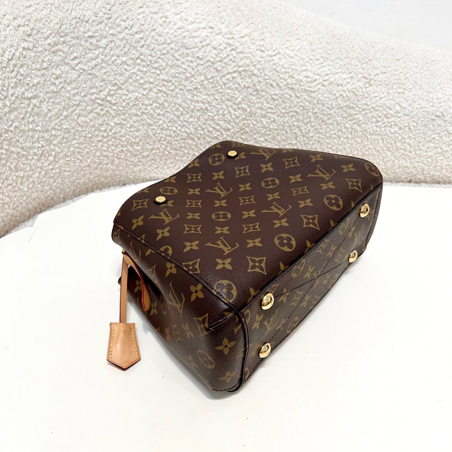 Louis Vuitton - Montaigne - Cloth - Brown - (small)