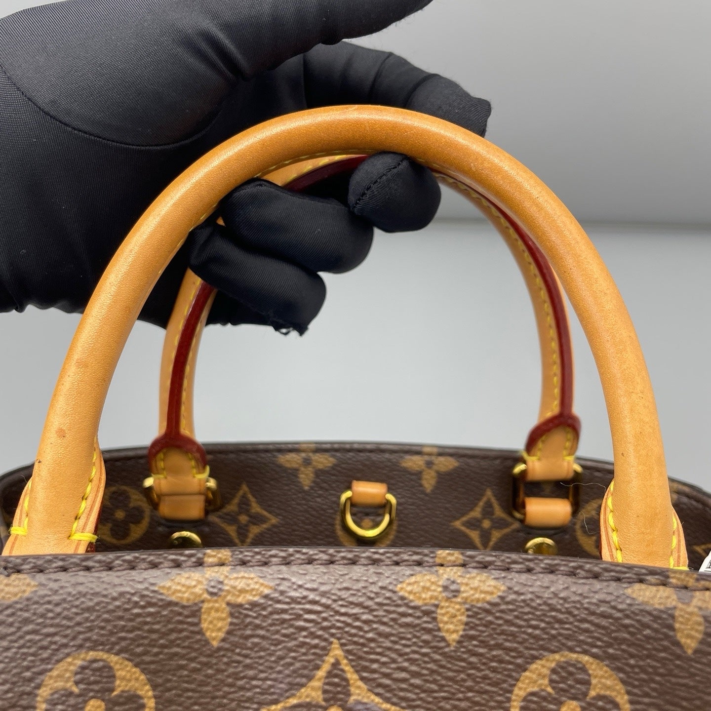 Louis Vuitton - Montaigne - Cloth - Brown - (small)