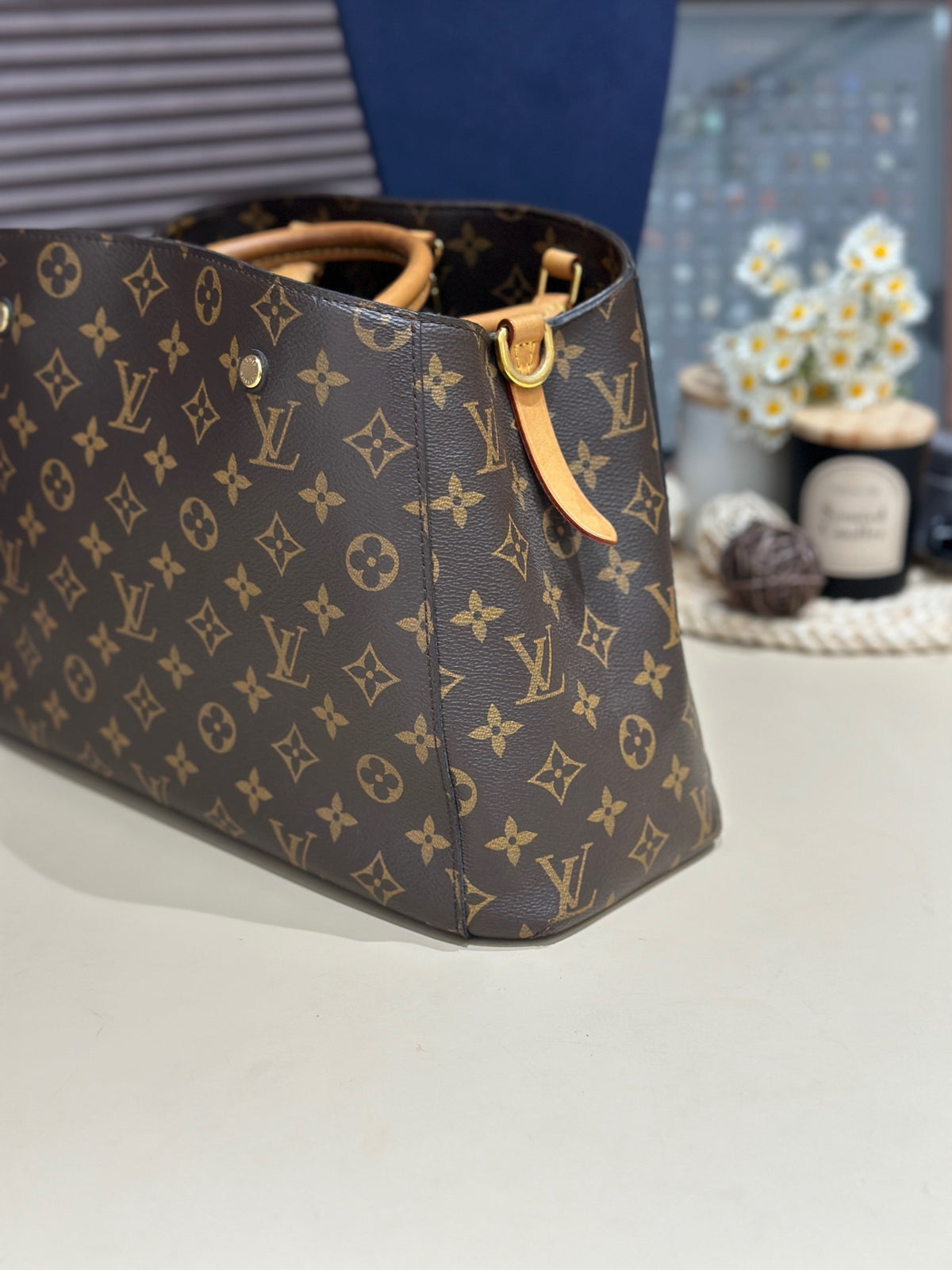 Louis Vuitton - Montaigne - Leather - Brown - (large)