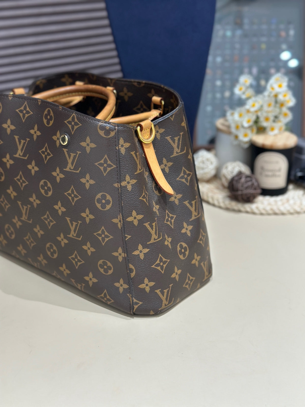 Louis Vuitton - Montaigne - Leather - Brown - (large)