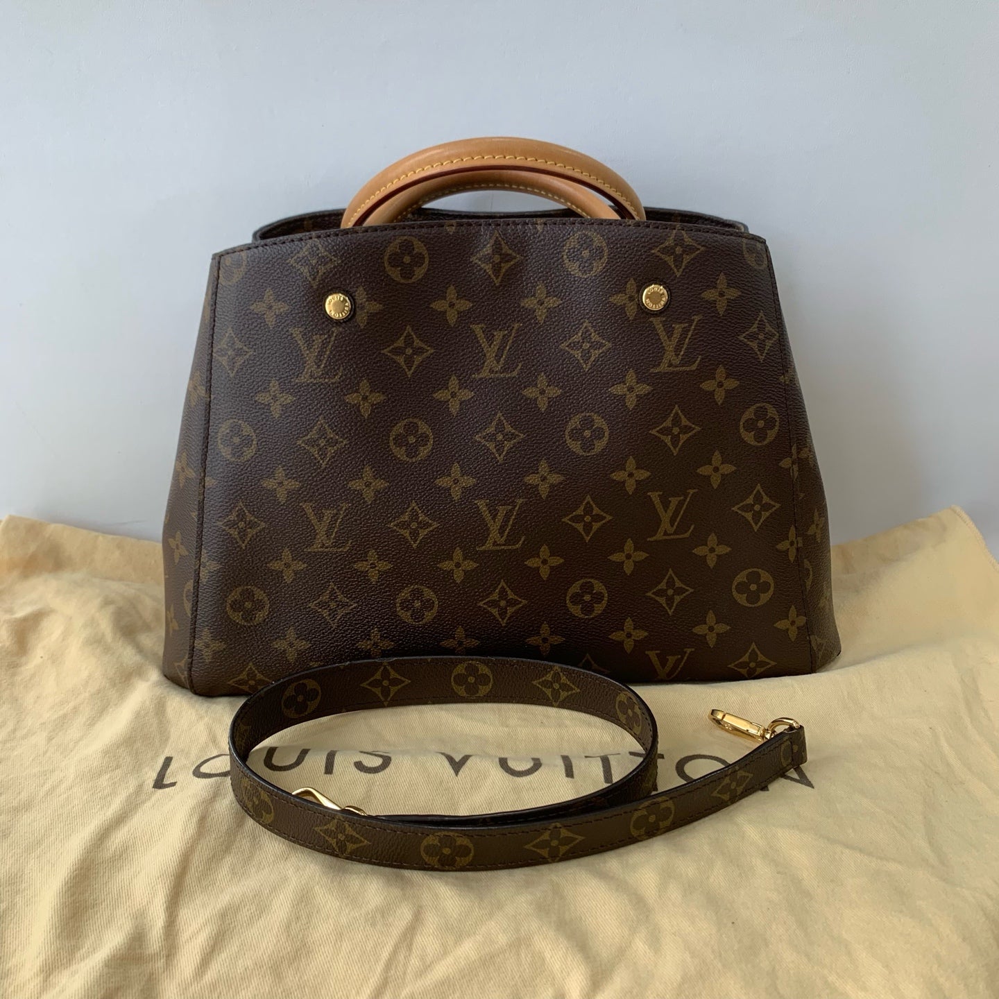 Louis Vuitton - Montaigne - Leather - Brown - (medium)