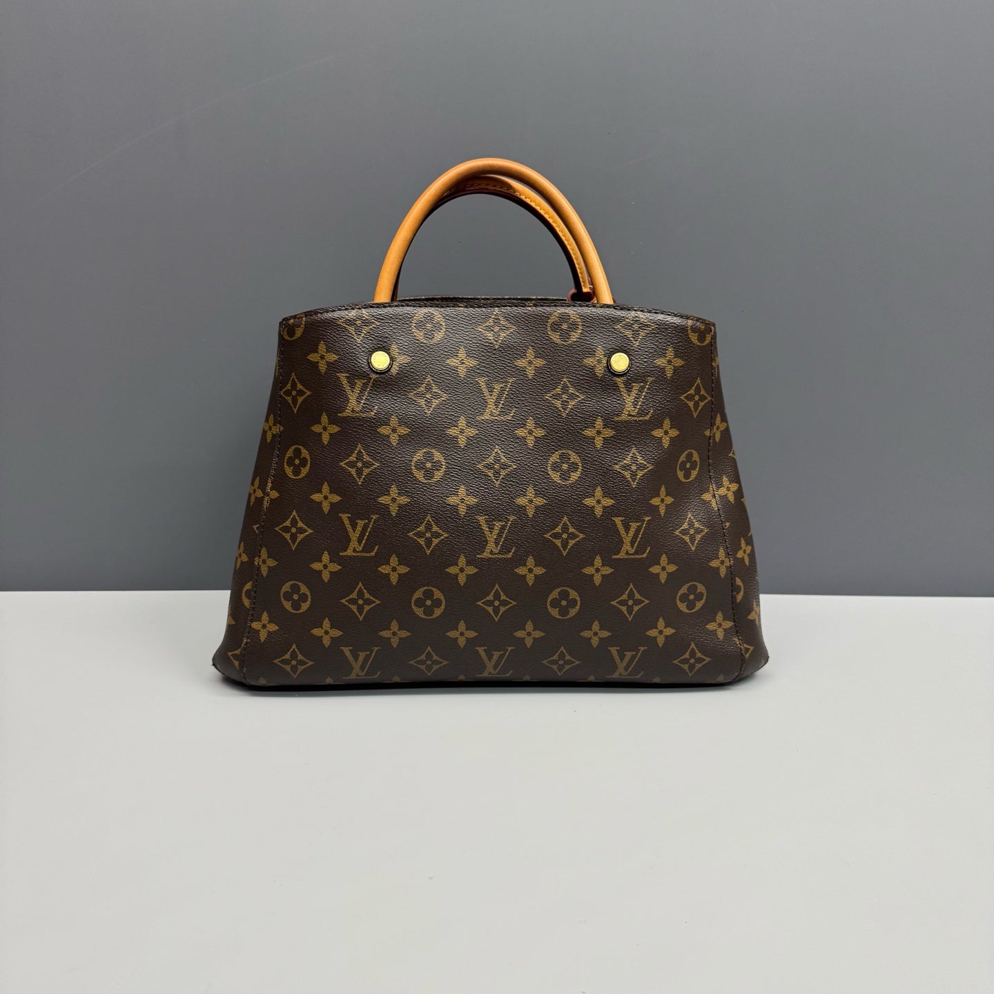 Louis Vuitton - Montaigne - Leather - Brown - (medium)