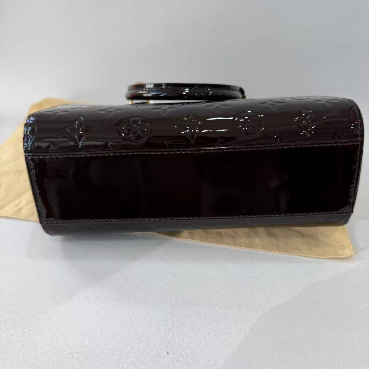 Louis Vuitton - Montaigne - Patent leather - Burgundy - (medium)
