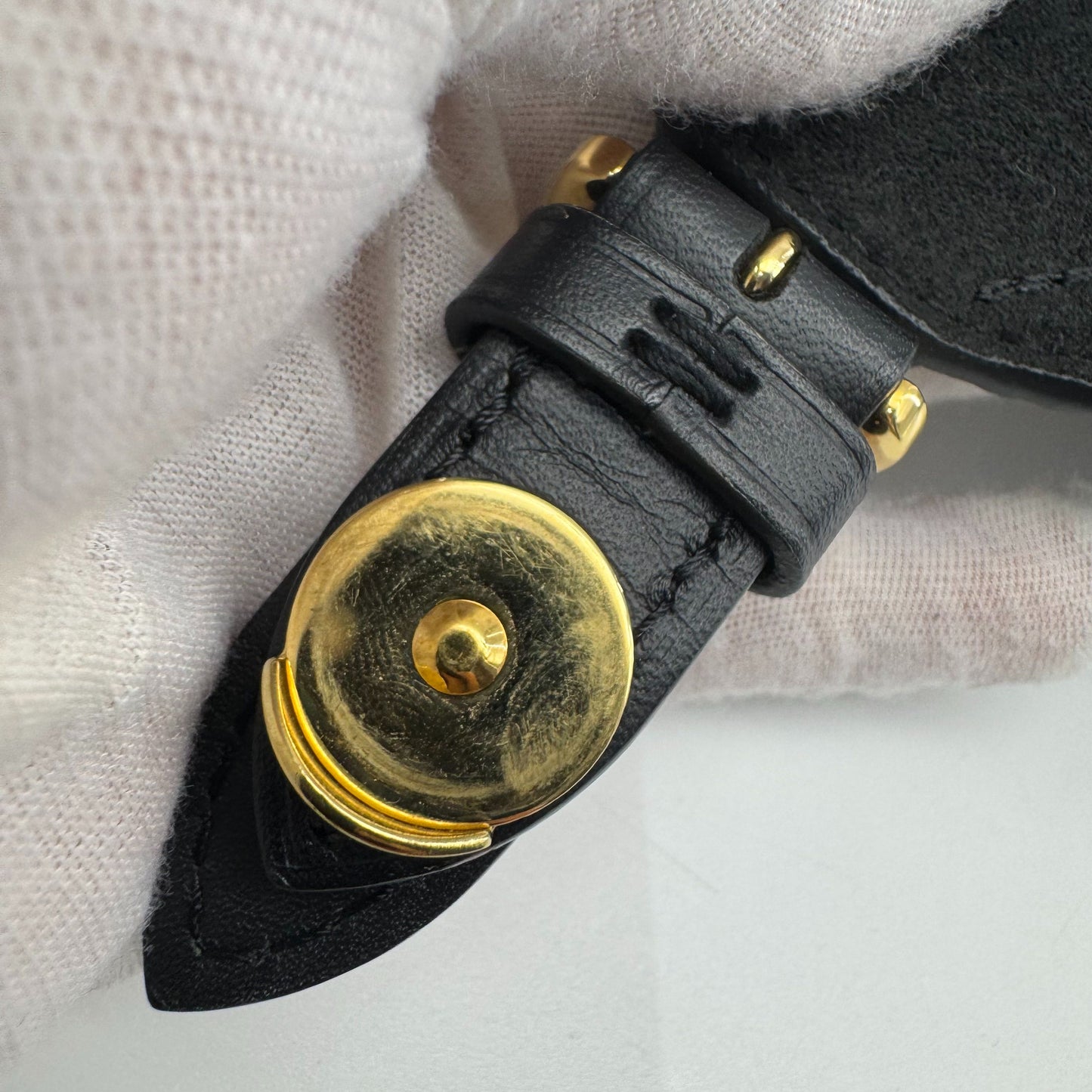 Louis Vuitton - Montsouris - Leather - Black - (medium)