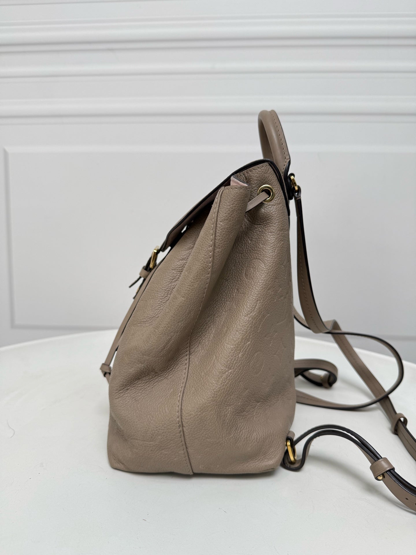 Louis Vuitton - Montsouris - Leather - Grey - (medium)