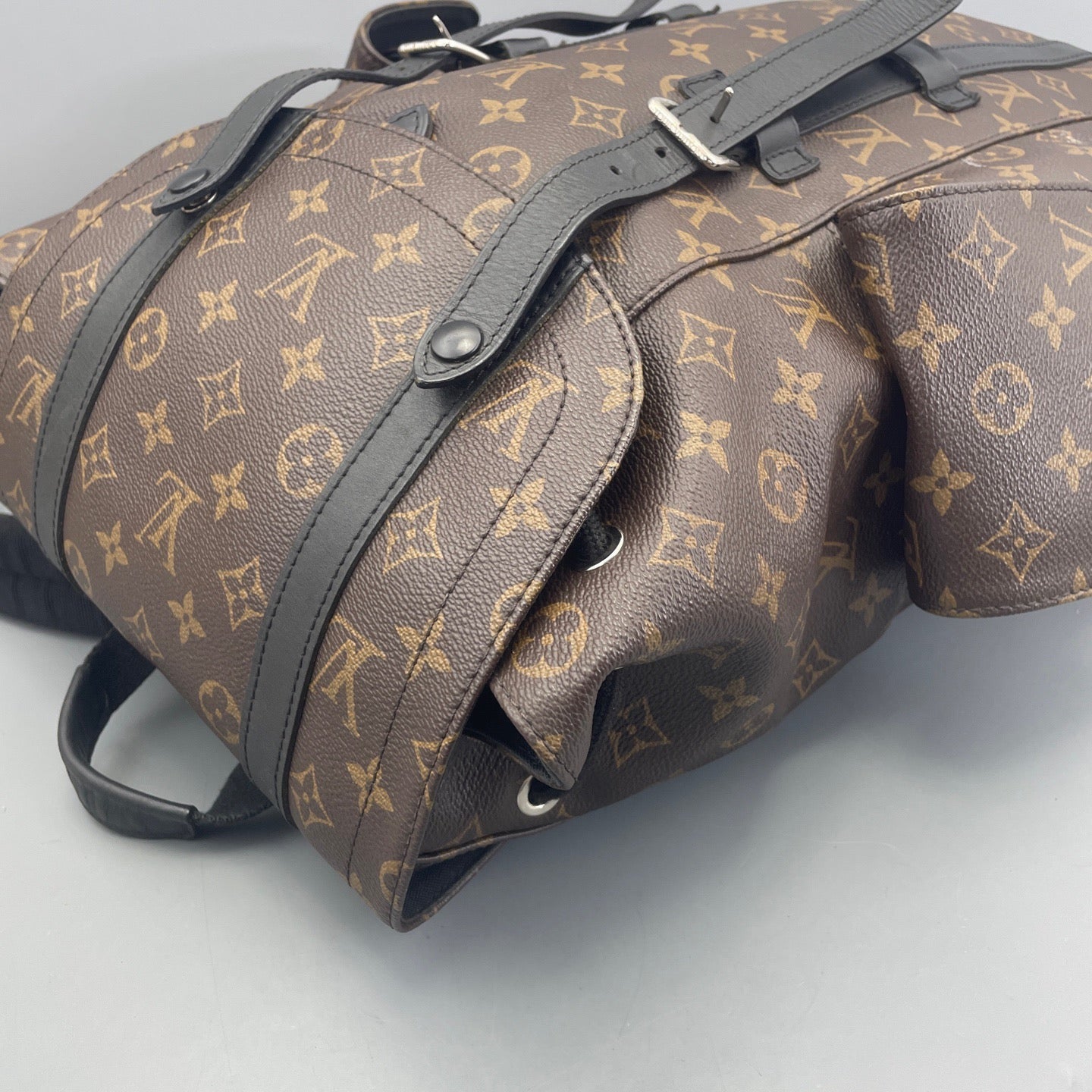 Louis Vuitton - Montsouris MM - Leather - Brown - (medium)