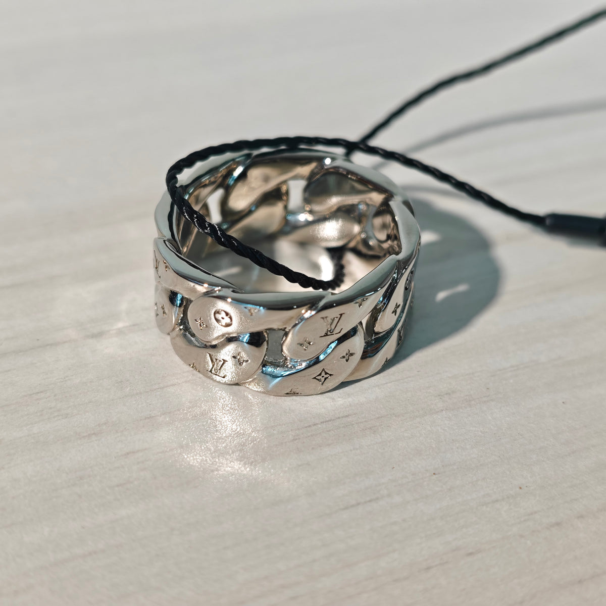 Louis Vuitton - Mosaic Cuban Ring - Silver-tone finish - Silver - (62)
