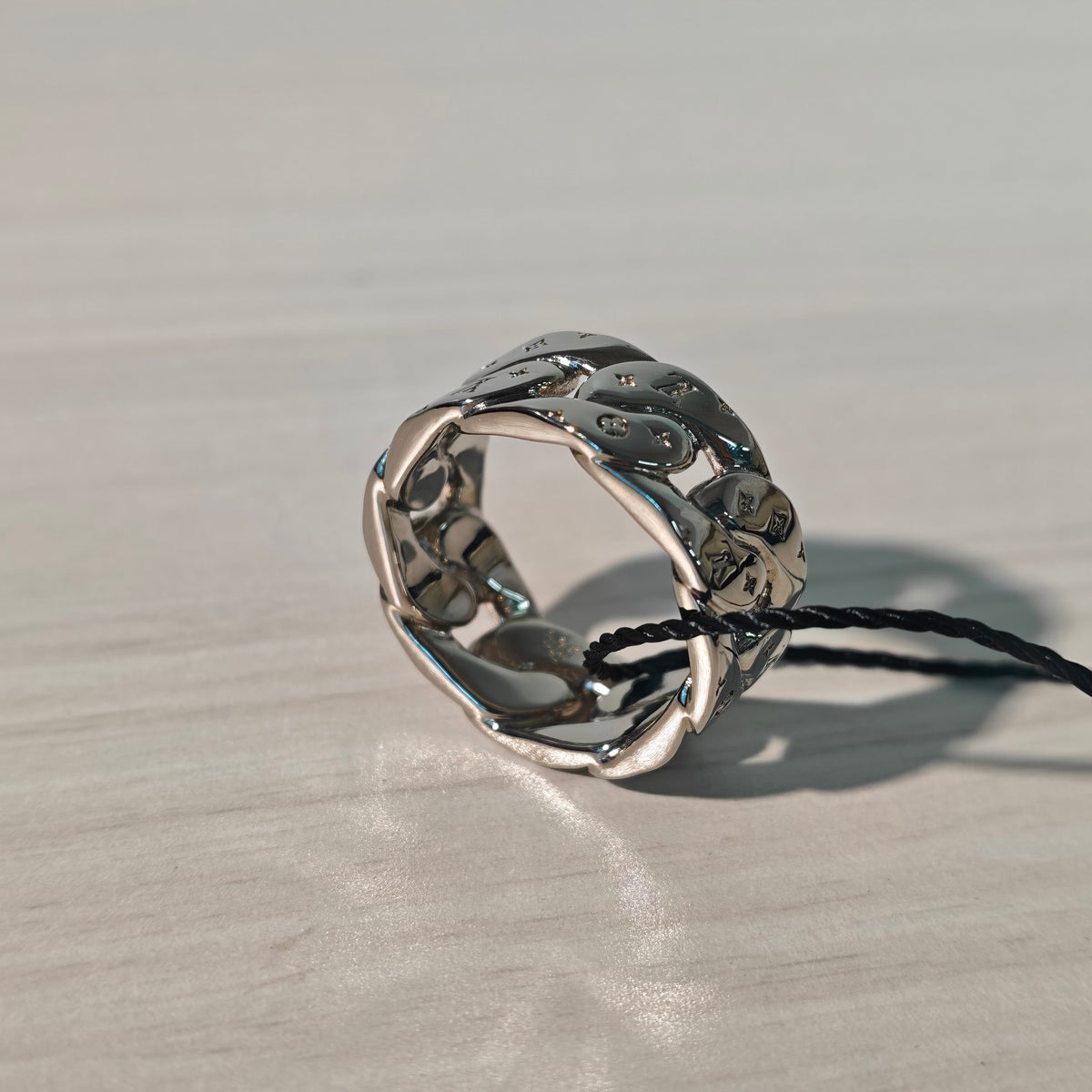 Louis Vuitton - Mosaic Cuban Ring - Silver-tone finish - Silver - (62)