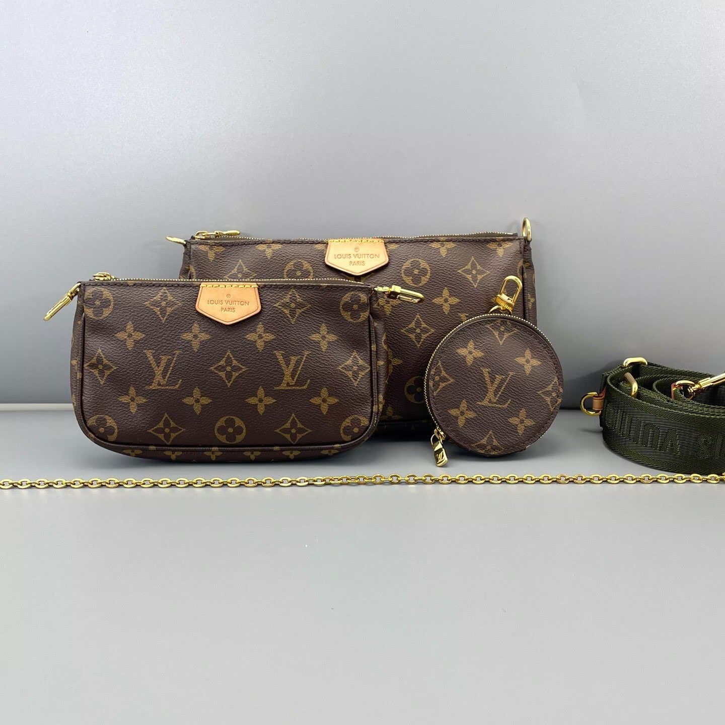Louis Vuitton - Multi Pochette Accessoires - Coated canvas with natural cowhide leather trim - Brown with Green Strap and Gold-Tone Hardware - (small)