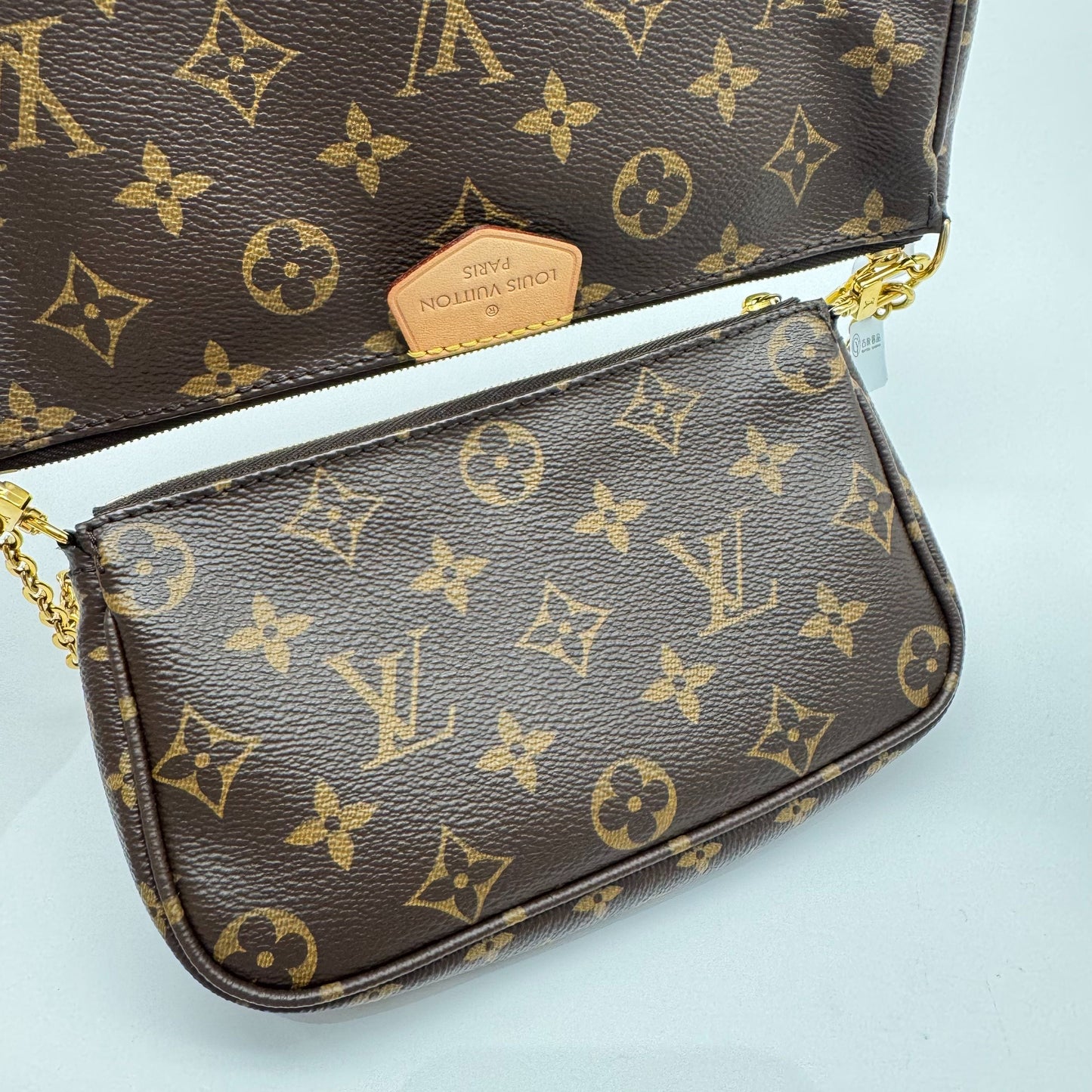 Louis Vuitton - Multi Pochette Accessoires - Leather - Brown - (mini)