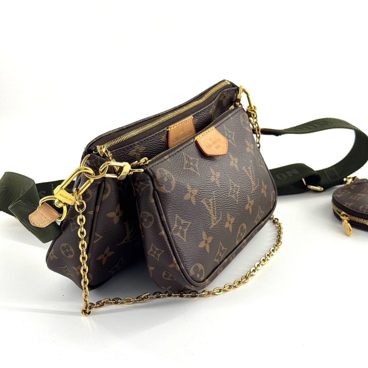Louis Vuitton - Multi Pochette Accessoires - Monogram coated canvas with natural cowhide leather trim - Brown Monogram, natural Vachetta, green strap, gold-tone hardware - (Medium)