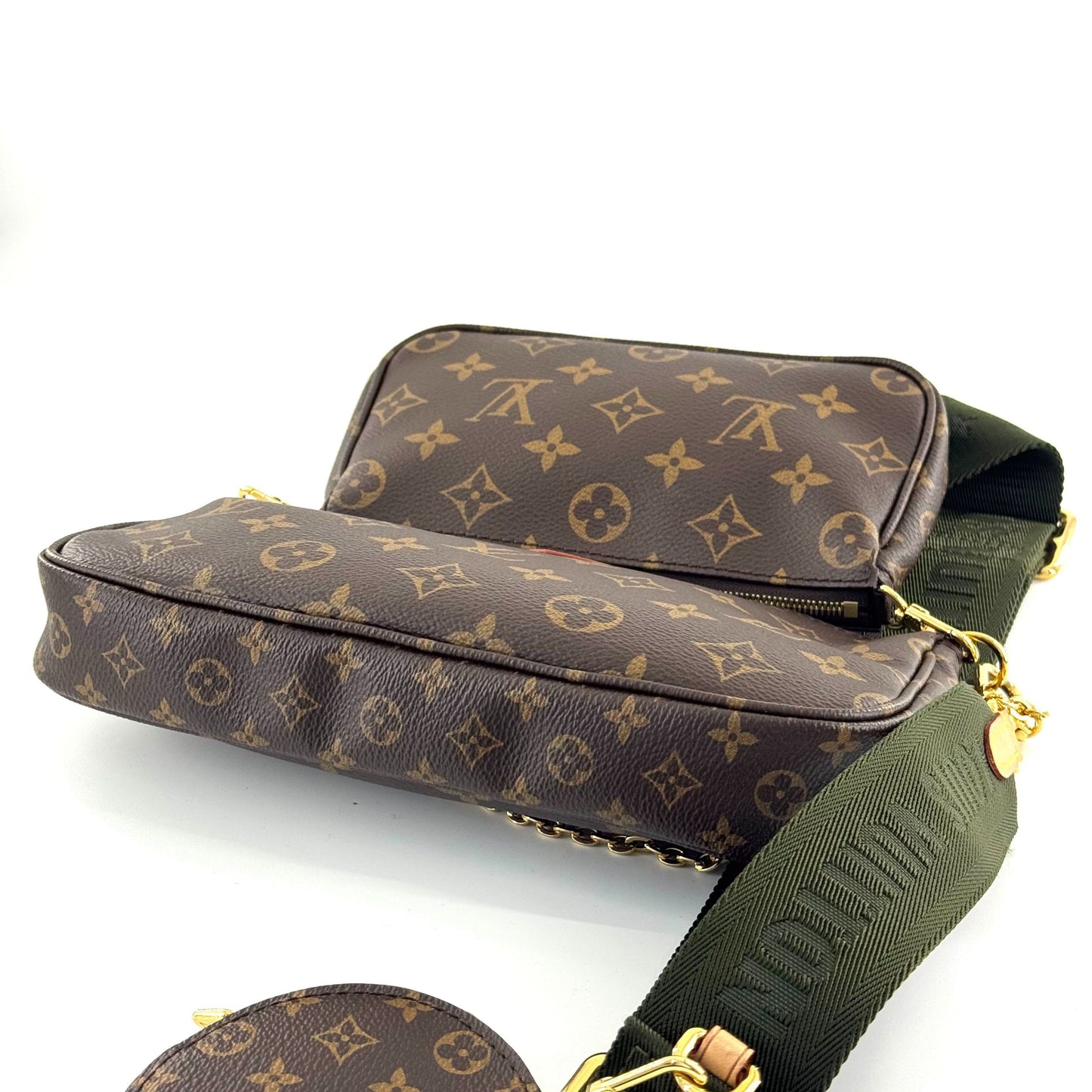 Louis Vuitton - Multi Pochette Accessoires - Monogram coated canvas with natural cowhide leather trim - Brown Monogram, natural Vachetta, green strap, gold-tone hardware - (Medium)