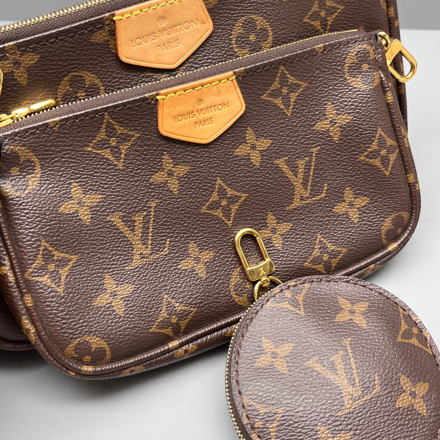 Louis Vuitton - Multi Pochette Accessoires - Monogram coated canvas with natural cowhide leather trim and textile strap - Brown - (Small)