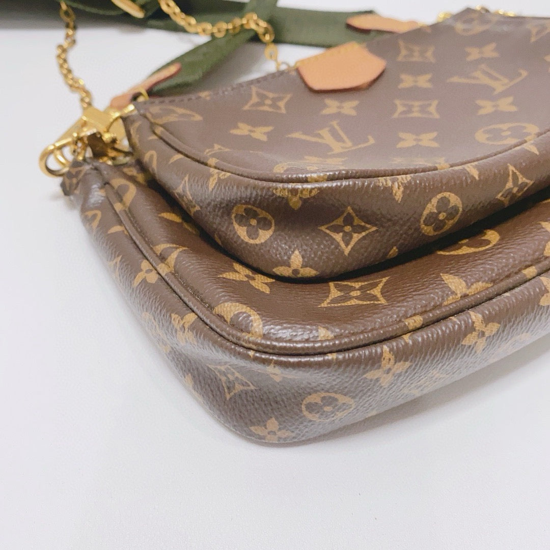 Louis Vuitton - Multi Pochette Accessoires - Monogram coated canvas with natural cowhide leather trim and textile strap - Brown - (medium)