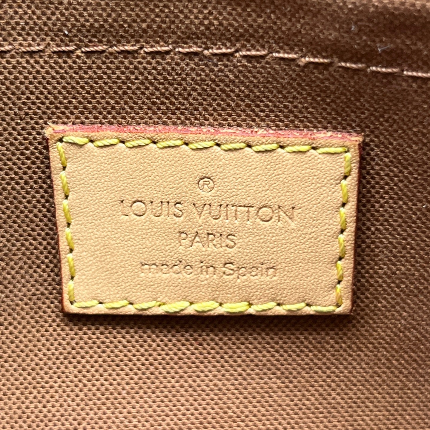 Louis Vuitton - Multi Pochette Accessoires - Monogram coated canvas with natural cowhide leather trim and textile strap - Brown - (Small)
