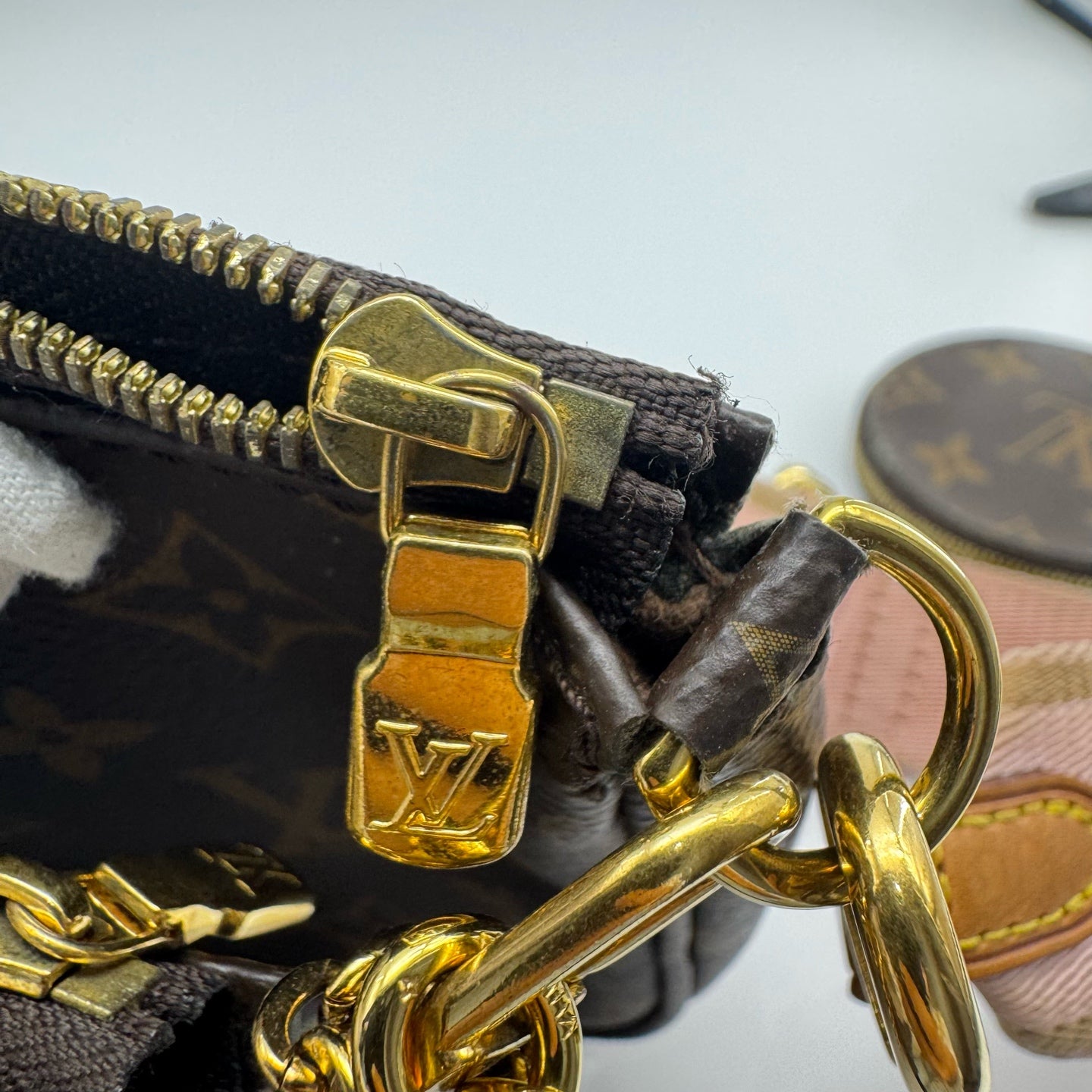 Louis Vuitton - Multi Pochette Accessoires - Synthetic - Multicolour - (small)
