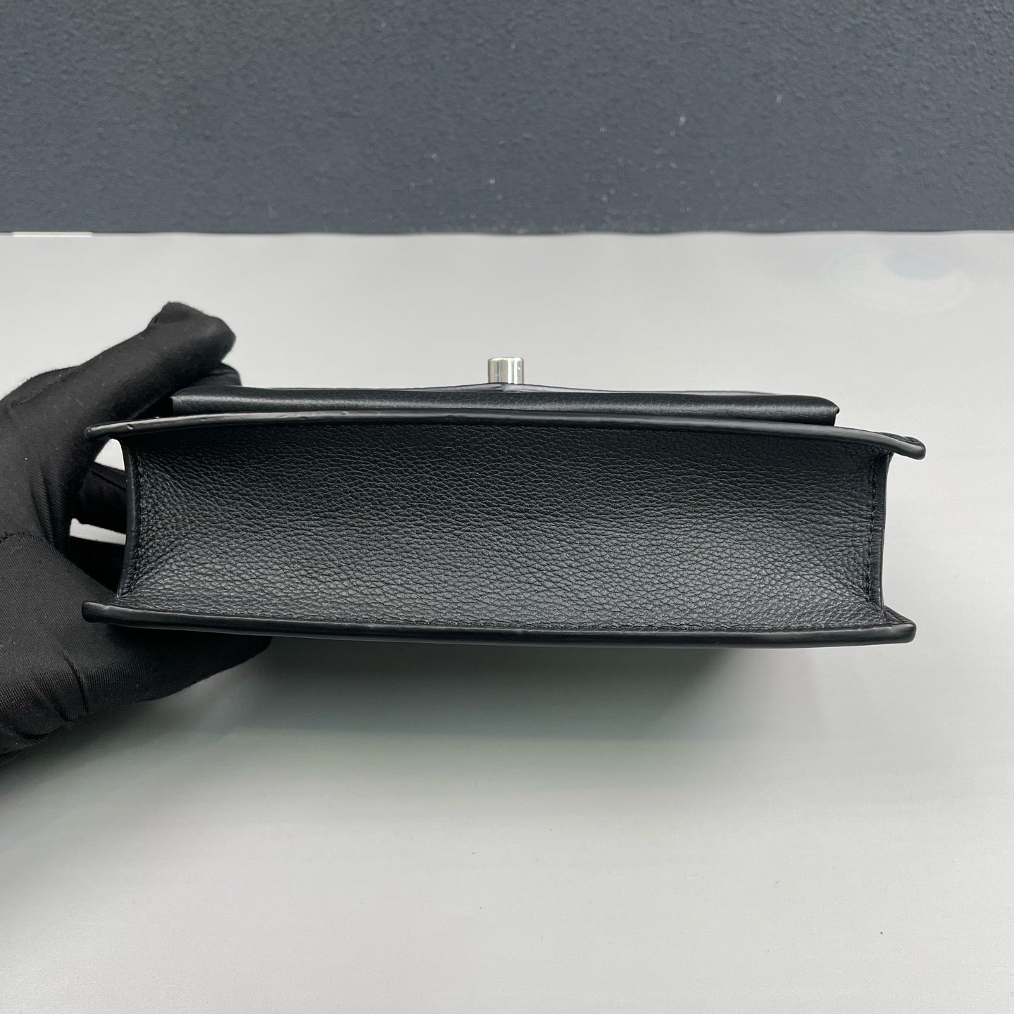 Louis Vuitton - MyLockme Chain Bag - Grained leather - Black - (mini)