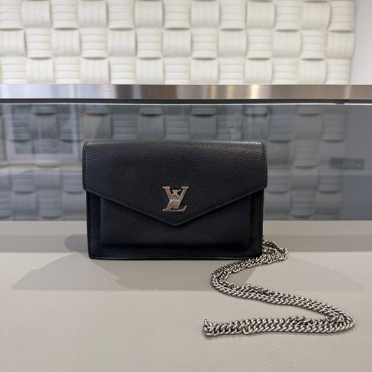 Louis Vuitton - Mylockme WOC - Cowhide leather - Black - (Small)