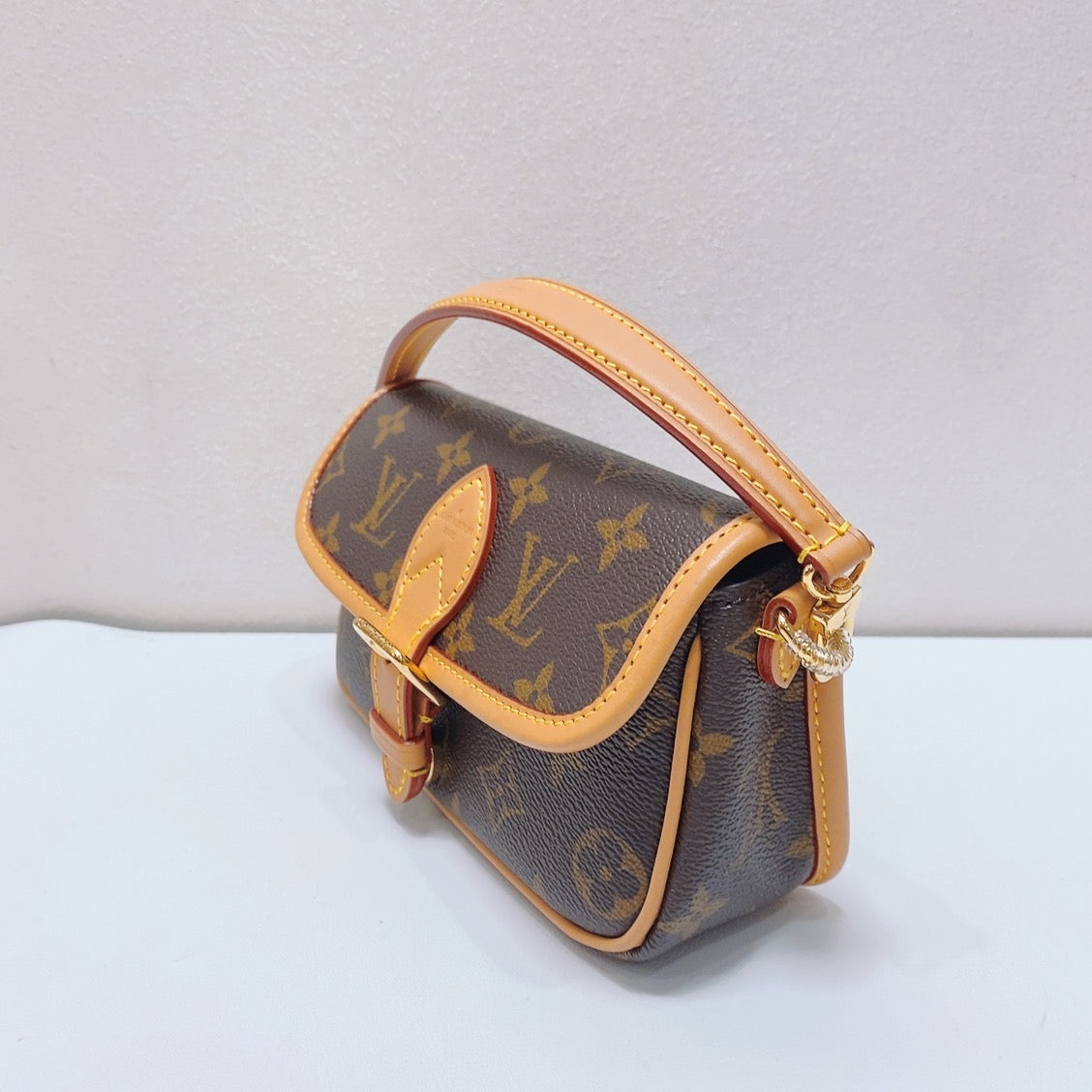 Louis Vuitton - Nano Diane - Synthetic - Brown - (mini)
