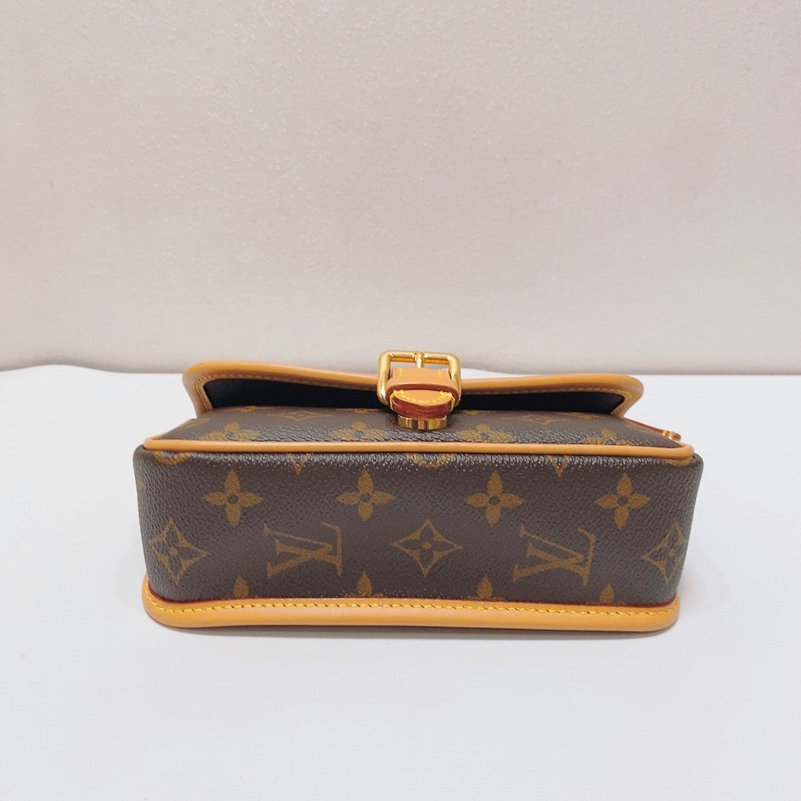 Louis Vuitton - Nano Diane - Synthetic - Brown - (mini)
