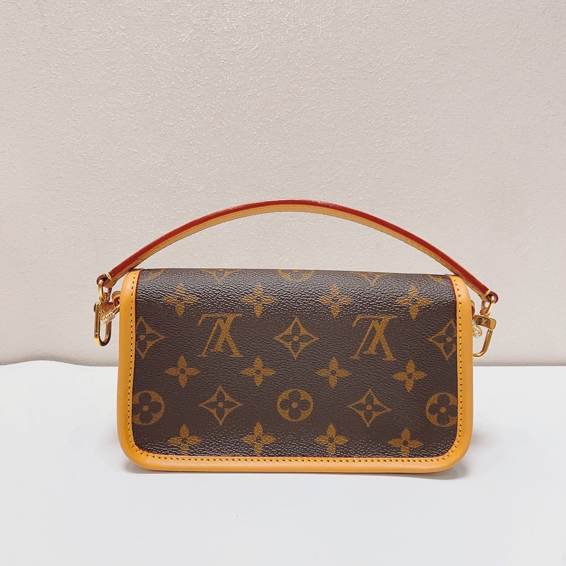 Louis Vuitton - Nano Diane - Synthetic - Brown - (mini)