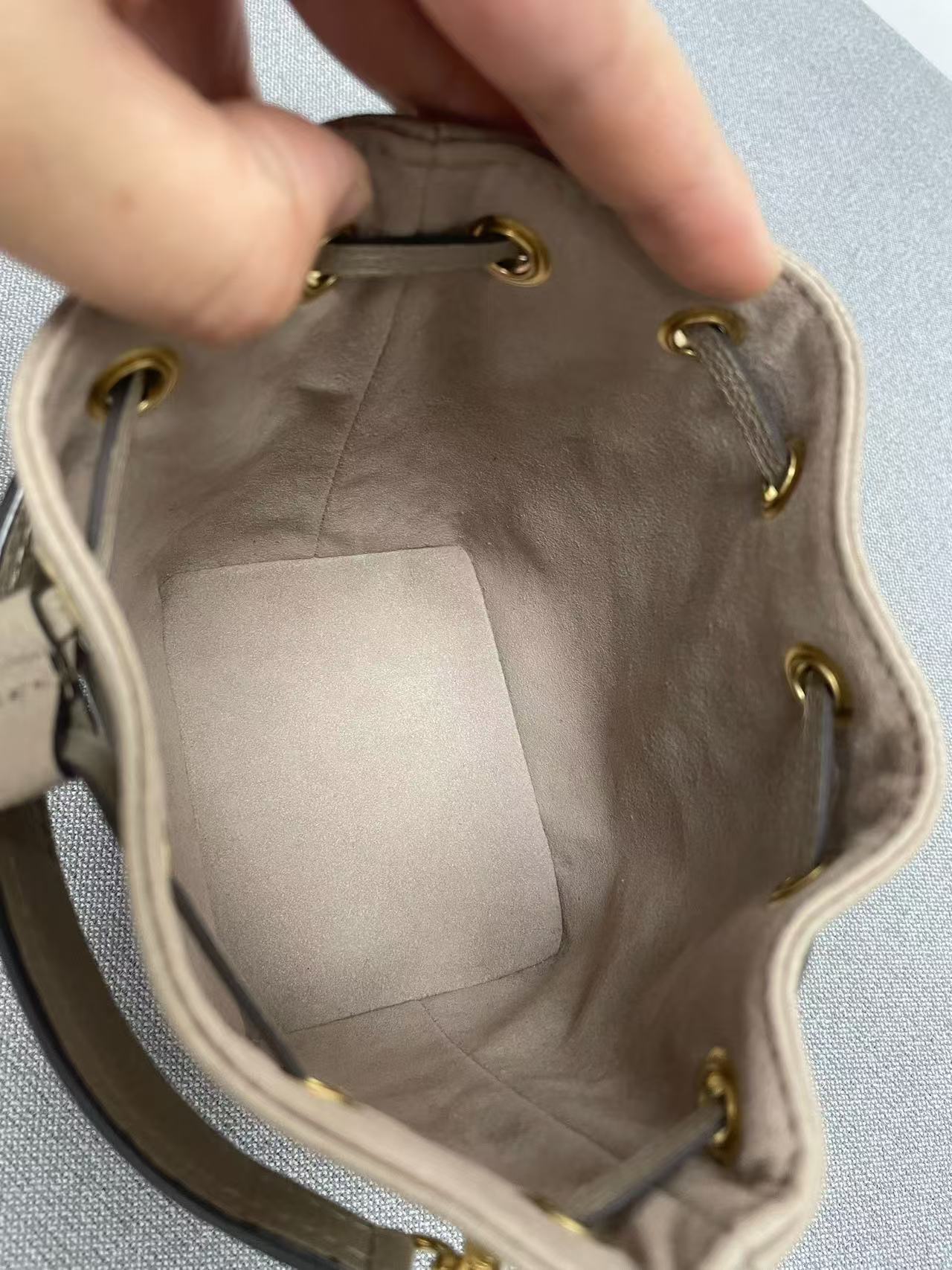 Louis Vuitton - Nano Noé - Grained leather - Grey - (mini)