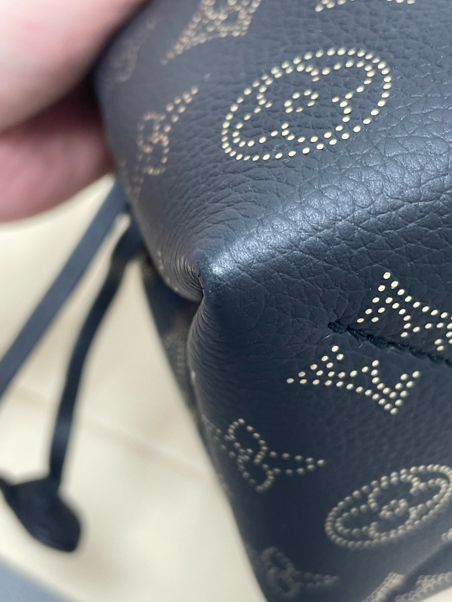 Louis Vuitton - Nano Noé - Leather - Black - (mini)