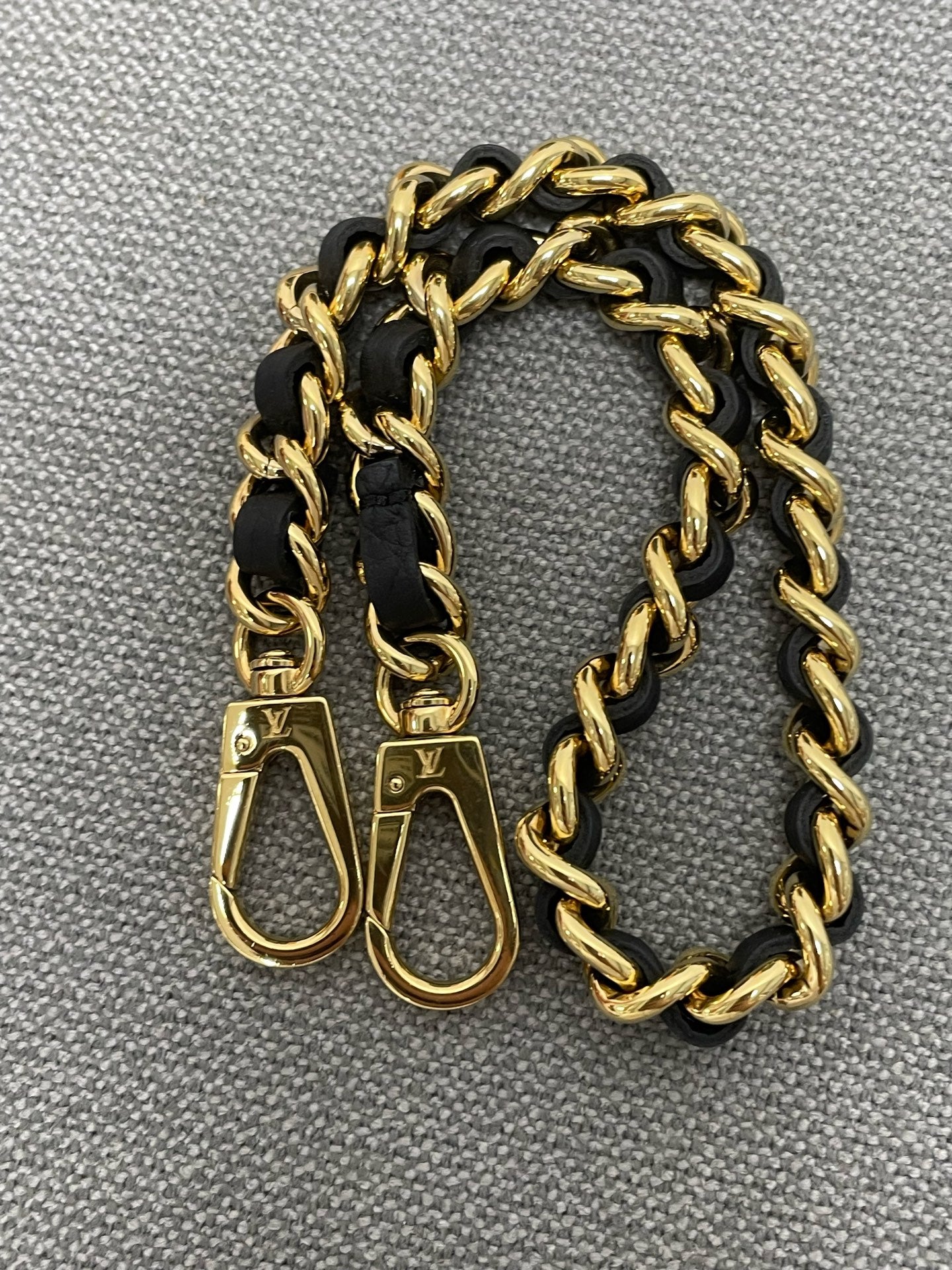 Louis Vuitton - Nano Noé - Leather - Black - (mini)