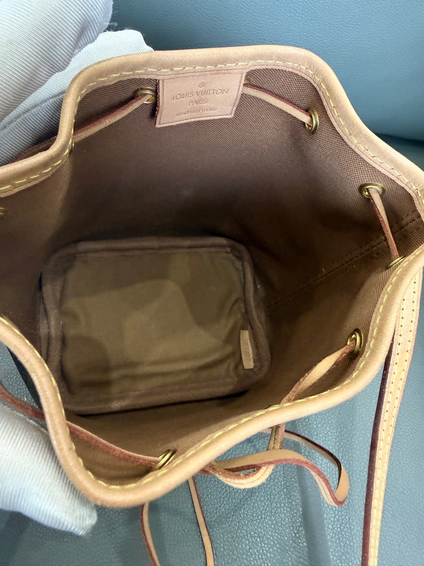 Louis Vuitton - Nano Noé - Leather - Brown - (mini)