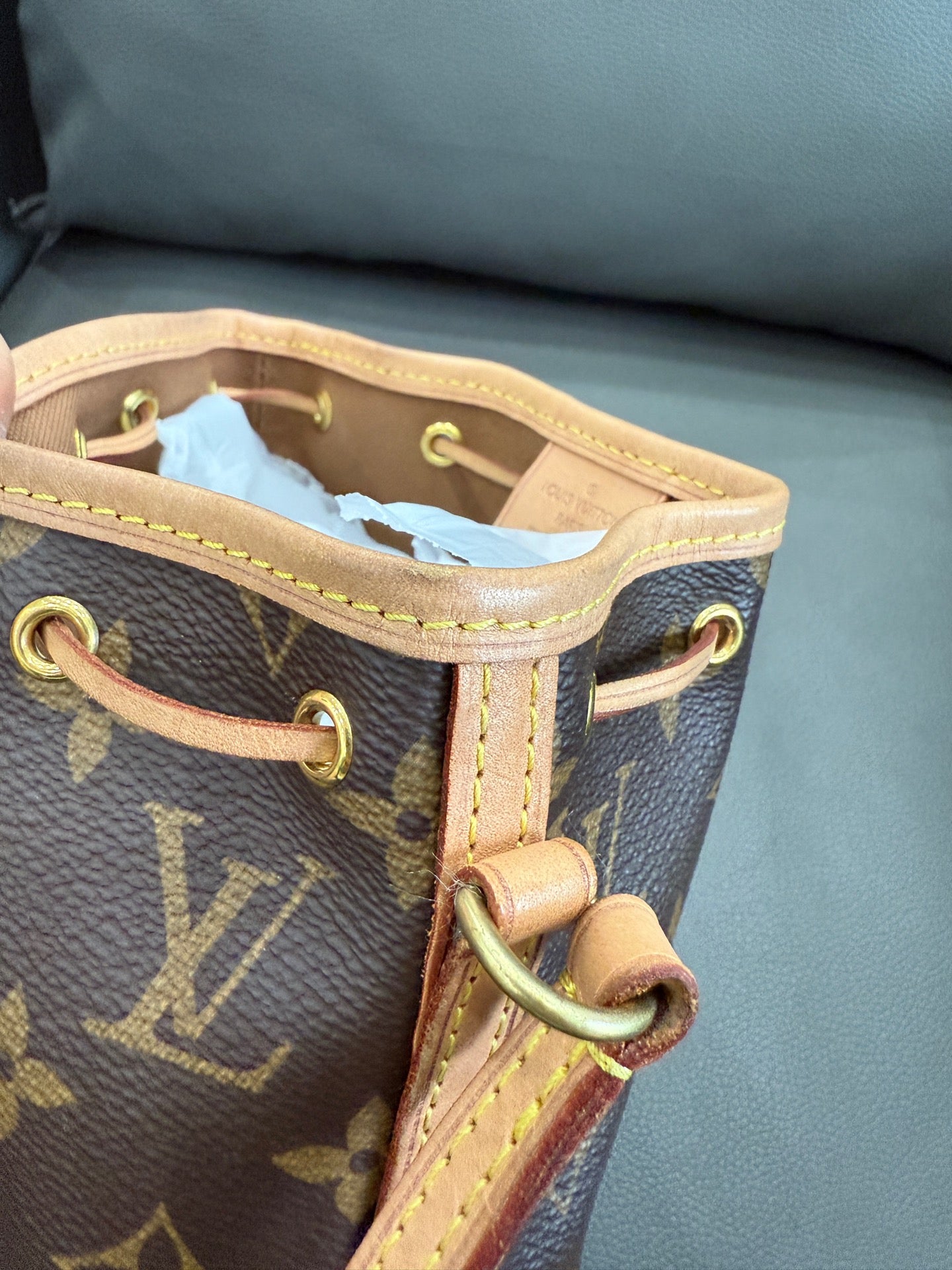 Louis Vuitton - Nano Noé - Leather - Brown - (mini)