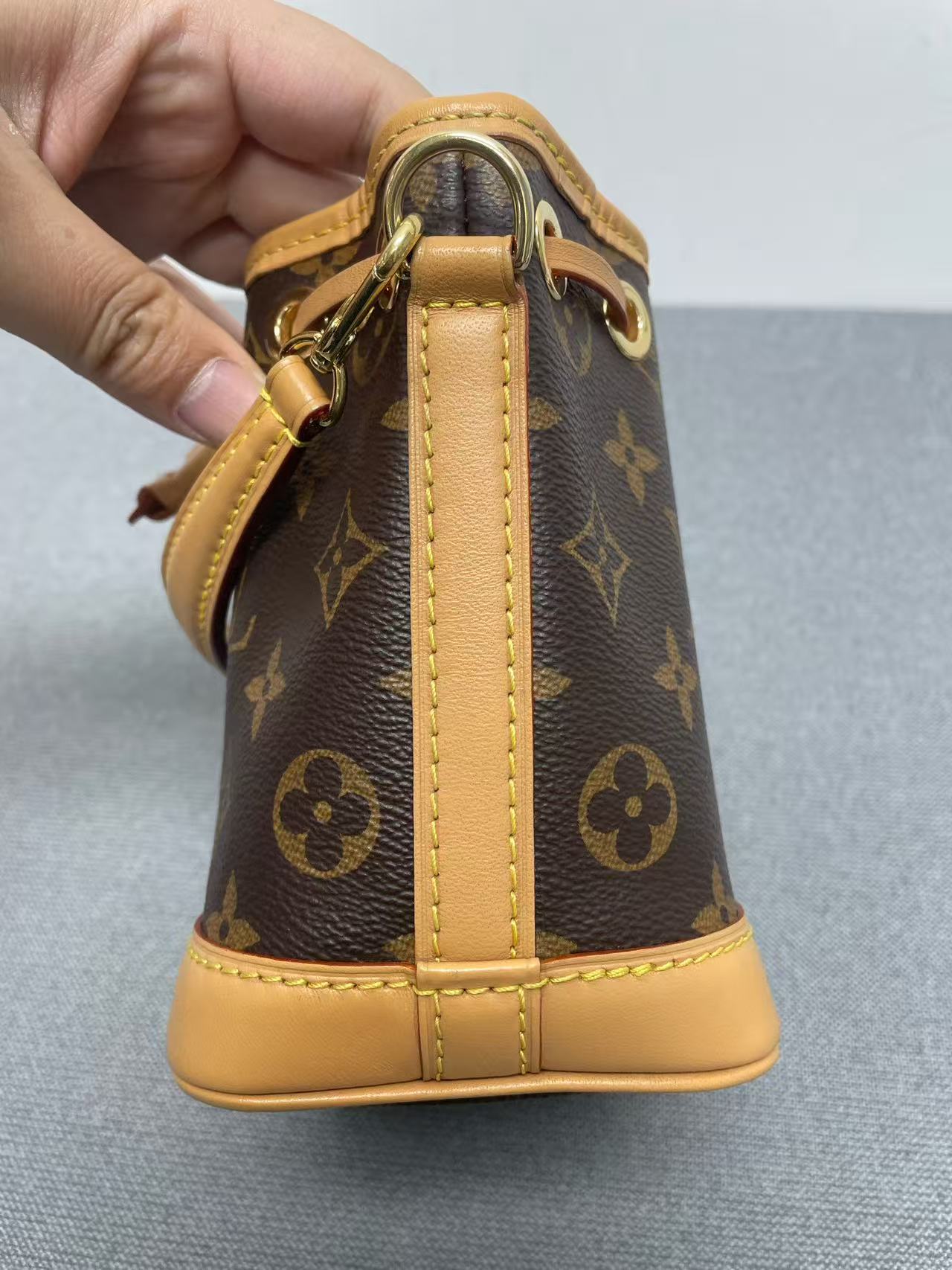 Louis Vuitton - Nano Noé - Monogram canvas with natural cowhide leather (vachetta) trim - Brown - (mini)