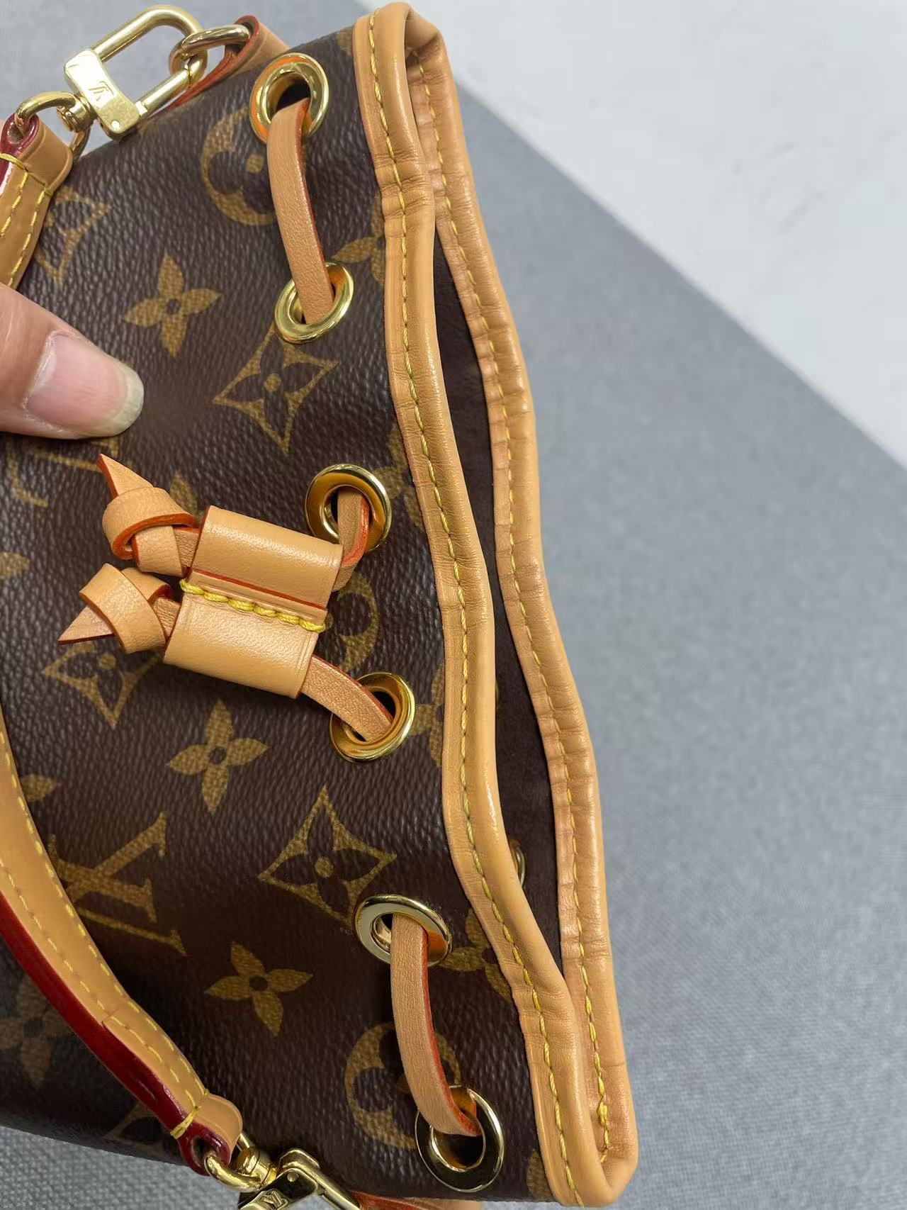 Louis Vuitton - Nano Noé - Monogram canvas with natural cowhide leather (vachetta) trim - Brown - (mini)