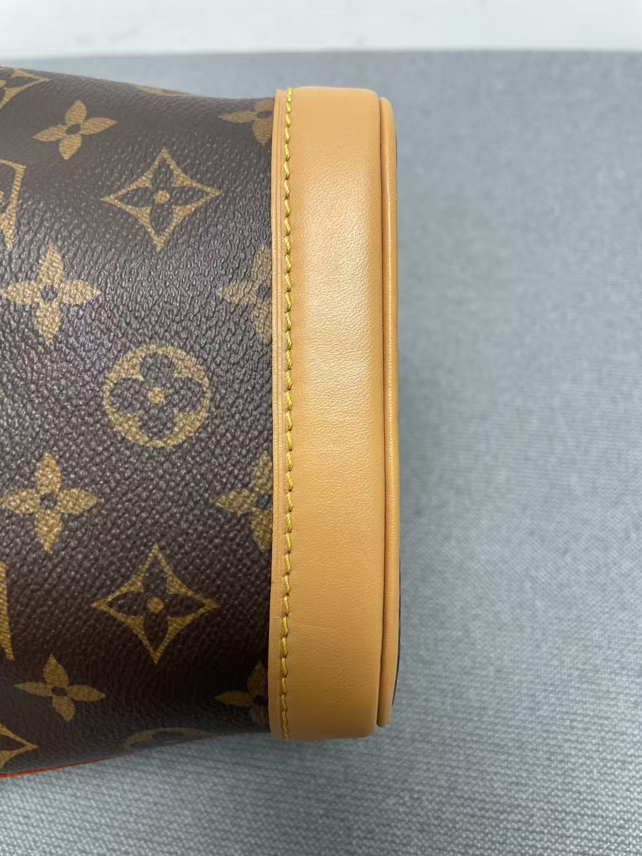 Louis Vuitton - Nano Noé - Monogram canvas with natural cowhide leather (vachetta) trim - Brown - (mini)