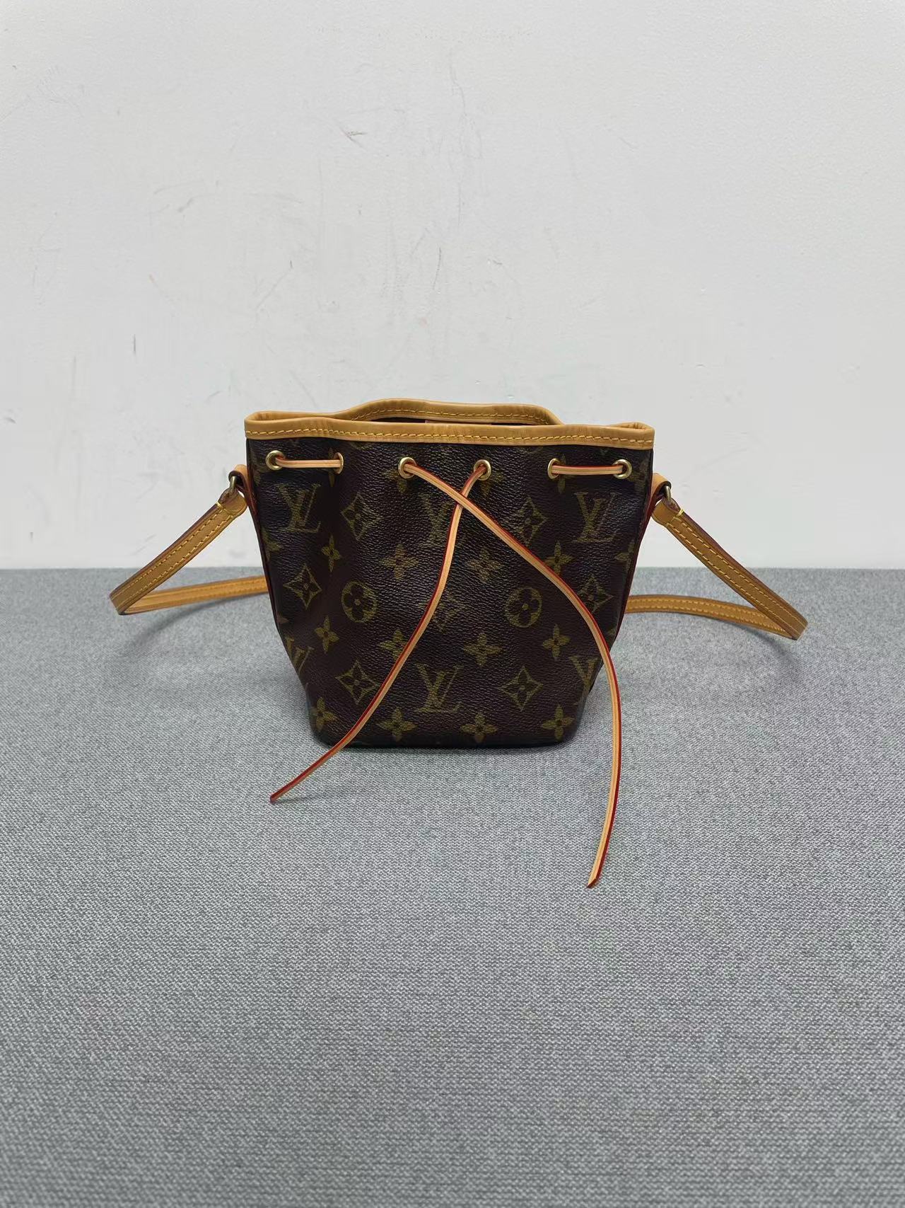 Louis Vuitton - Nano Noé - Monogram coated canvas and Vachetta leather - Brown - (mini)