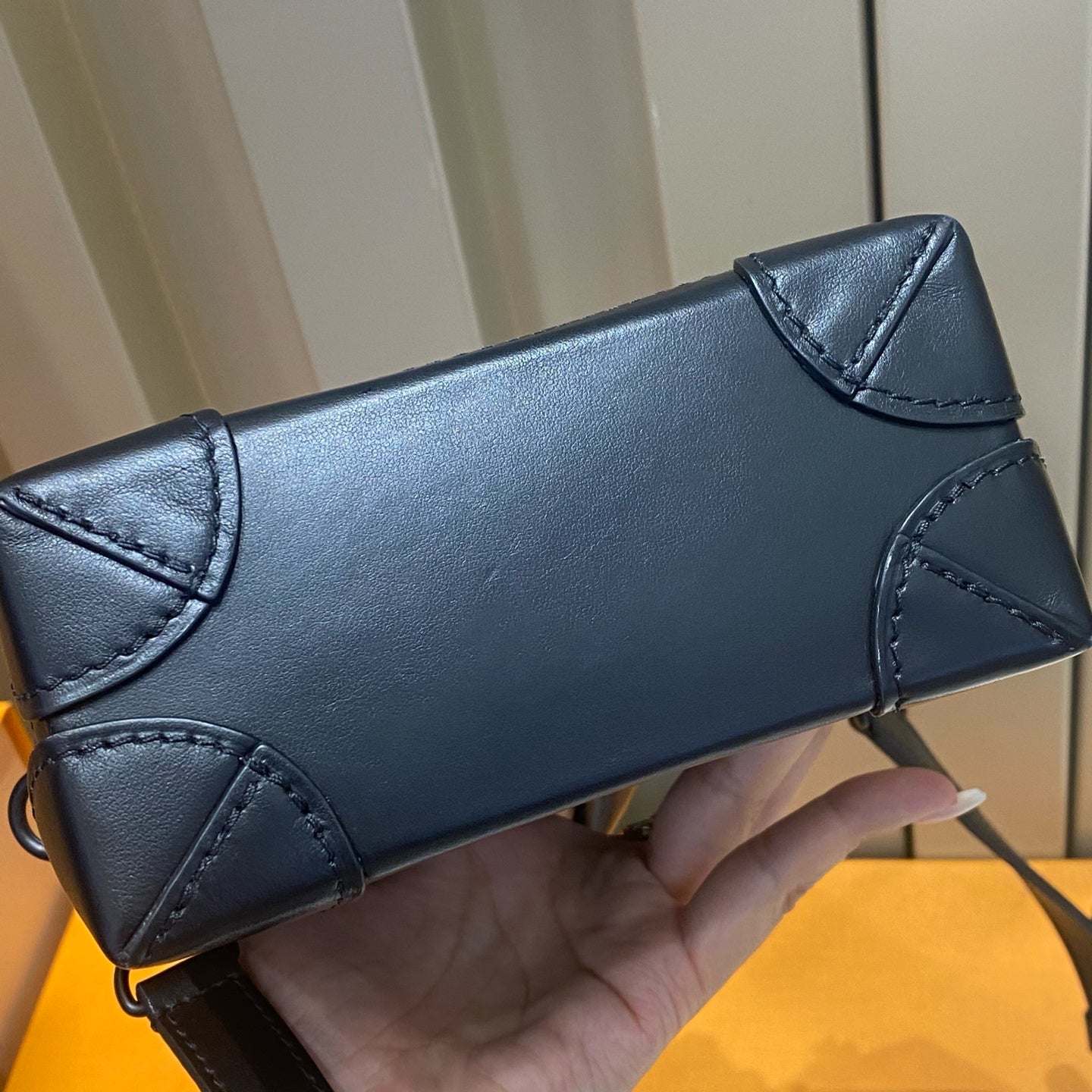 Louis Vuitton - Nano Steamer - Leather - Black - (Mini)