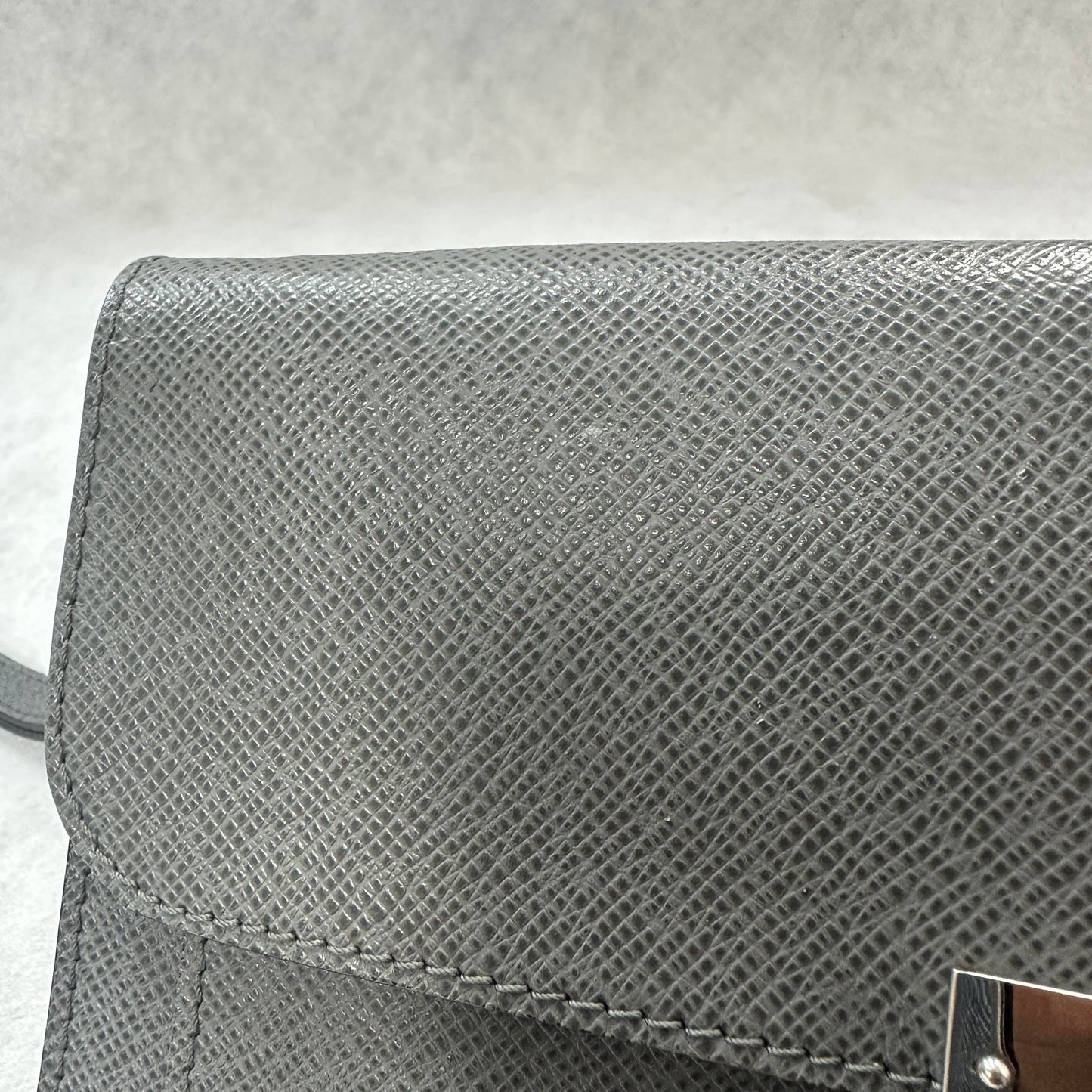 Louis Vuitton - Neo Belaia - Leather - Grey - (small)