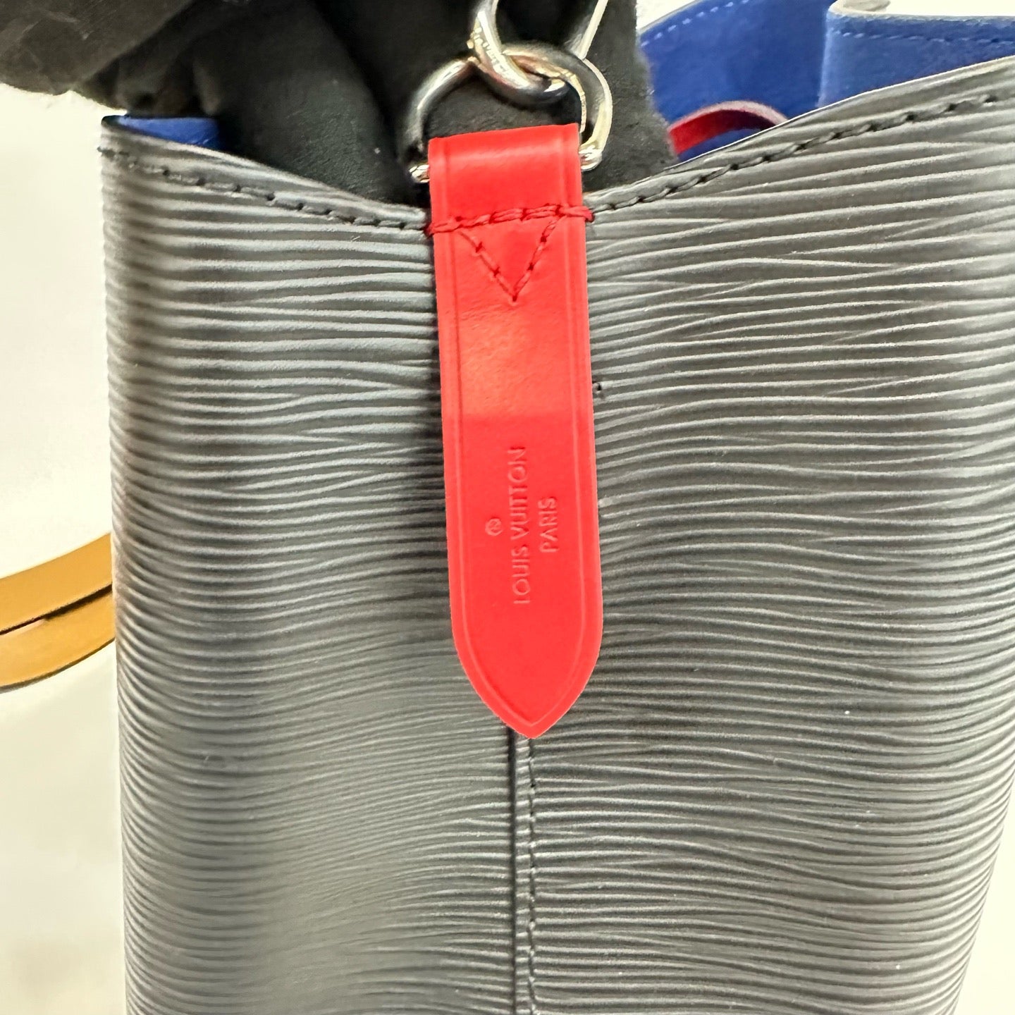 Louis Vuitton - NeoNoe BB - Epi leather - Black with Blue, Red, and Tan accents - (Mini)