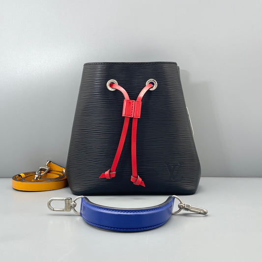 Louis Vuitton - NéoNoé BB - Leather - Black - (mini)