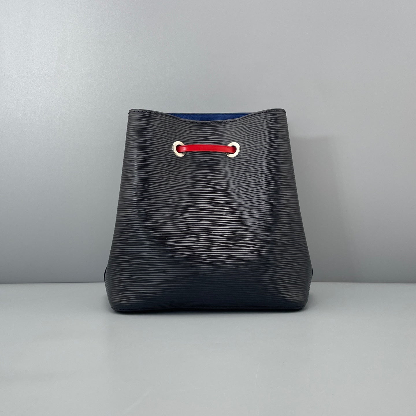 Louis Vuitton - NéoNoé BB - Leather - Black - (mini)