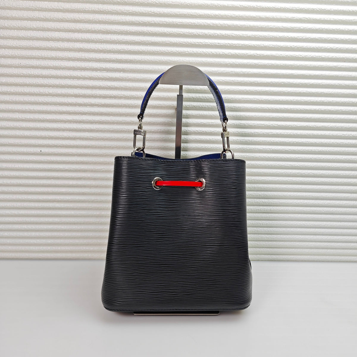 Louis Vuitton - NeoNoe BB - Leather - Black - (mini)